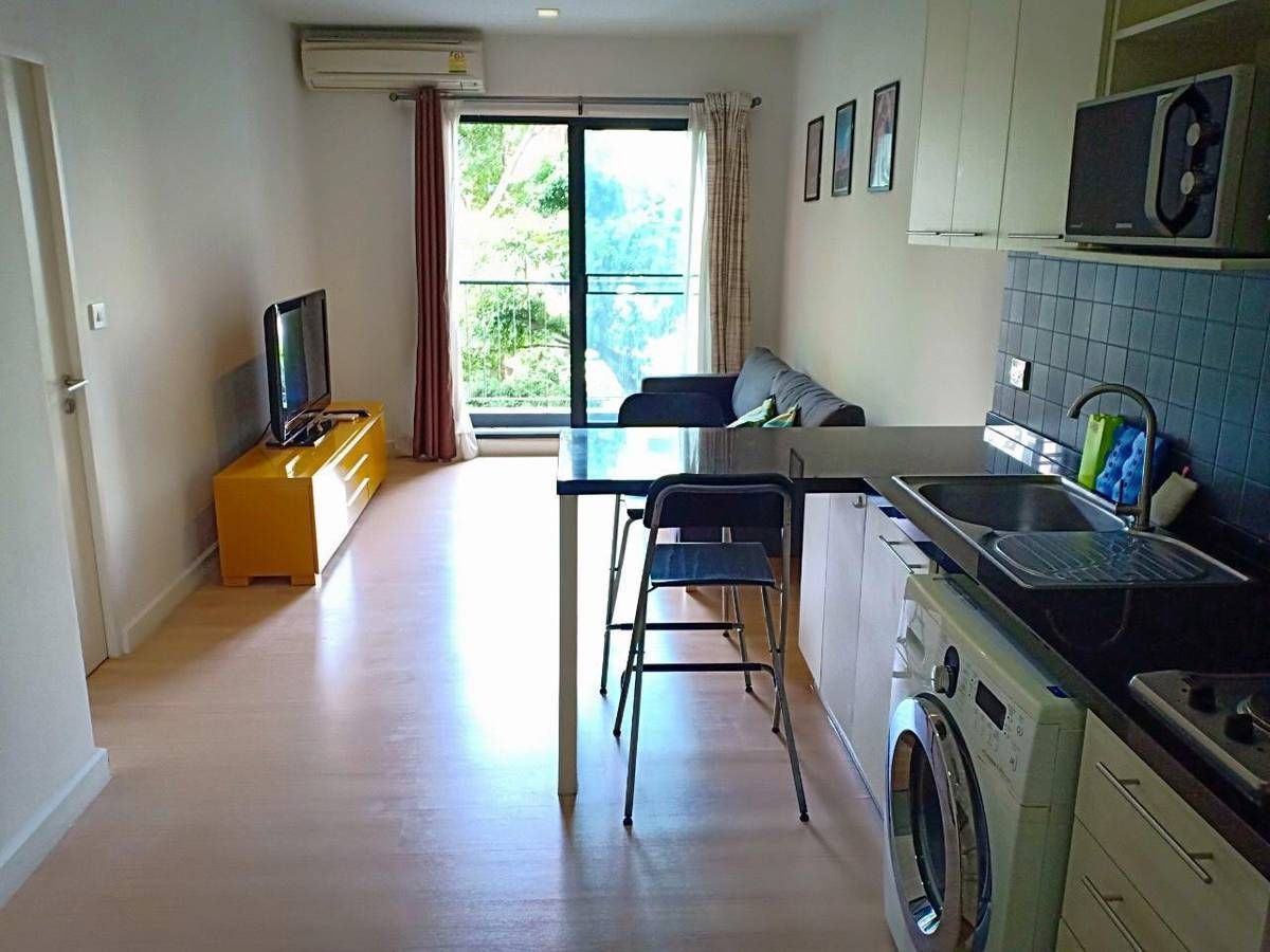 ให้เช่าคอนโดสาทร นราธิวาส : 1Bedroom 1Bathroom 46S.qm. For Rent Fully Furnished Ready to move in