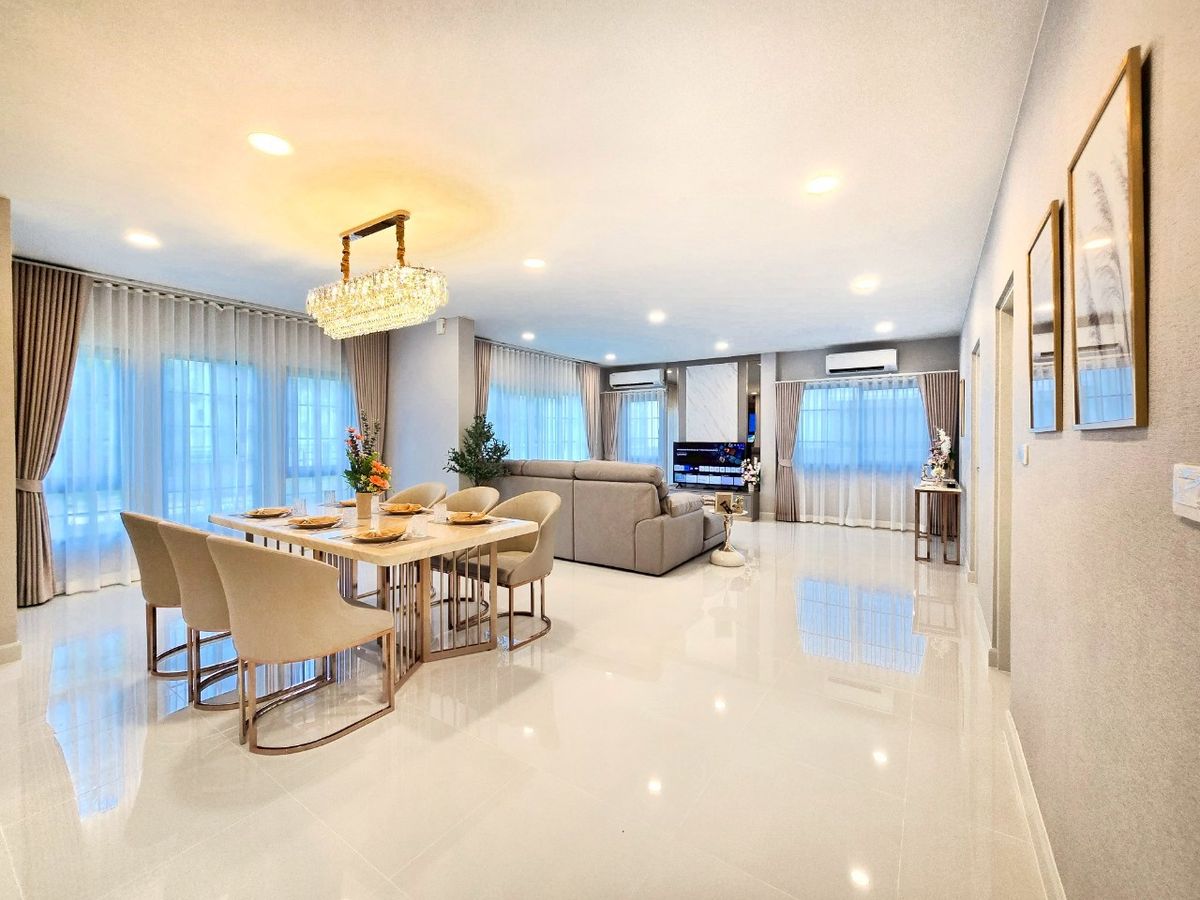 ให้เช่าบ้านบางนา แบริ่ง ลาซาล : 🔥(เช่า) บ้านใหญ่ ราคาดี บอกต่อ! ✨Centro Bangna / 4 Bedroom (FOR RENT) / 4 ห้องนอน 1 แม่บ้าน แจ้ง Code M202