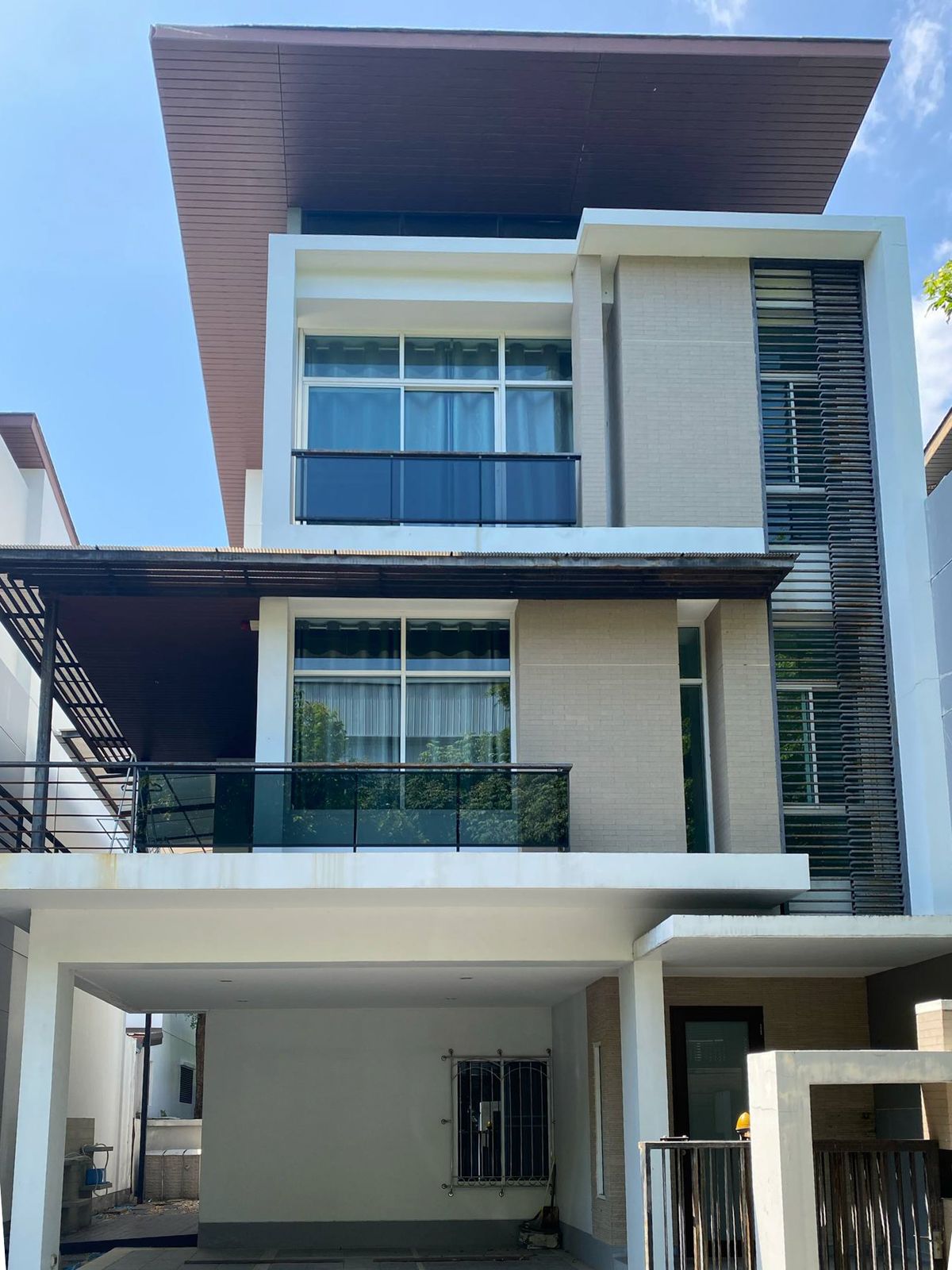 ขายบ้านพัฒนาการ ศรีนครินทร์ : เนอวานา บียอนด์ พระราม 9 / 3 ห้องนอน (ขาย), Nirvana Beyond Rama 9 / 3 Bedrooms (FOR SALE) JANG355