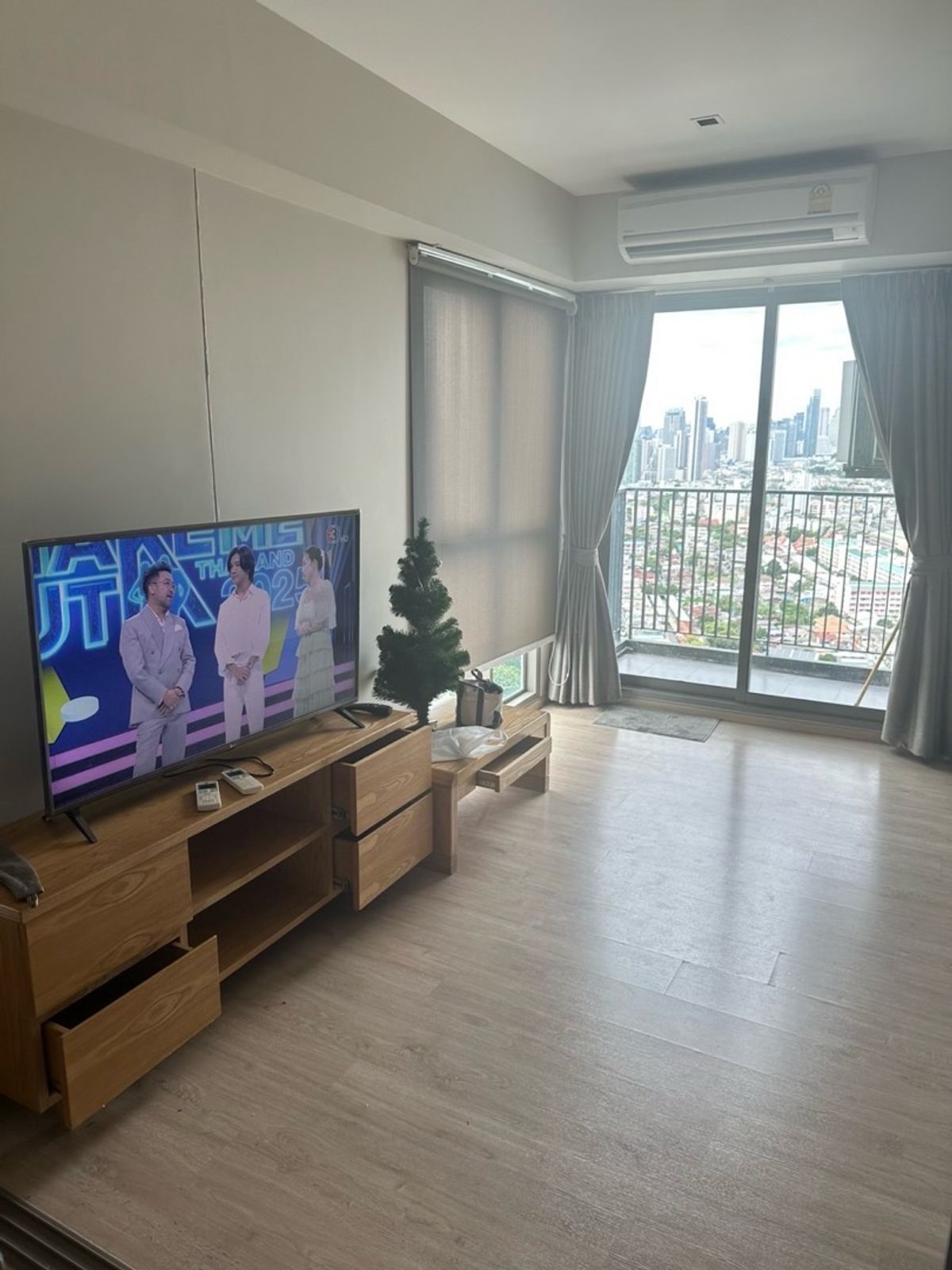 For RentCondoThaphra, Talat Phlu, Wutthakat : ✨FOR RENT✨ WHIZDOM Station Ratchada-Tha Phra / 39 SQM. / With TV, refrigerator+washing machine