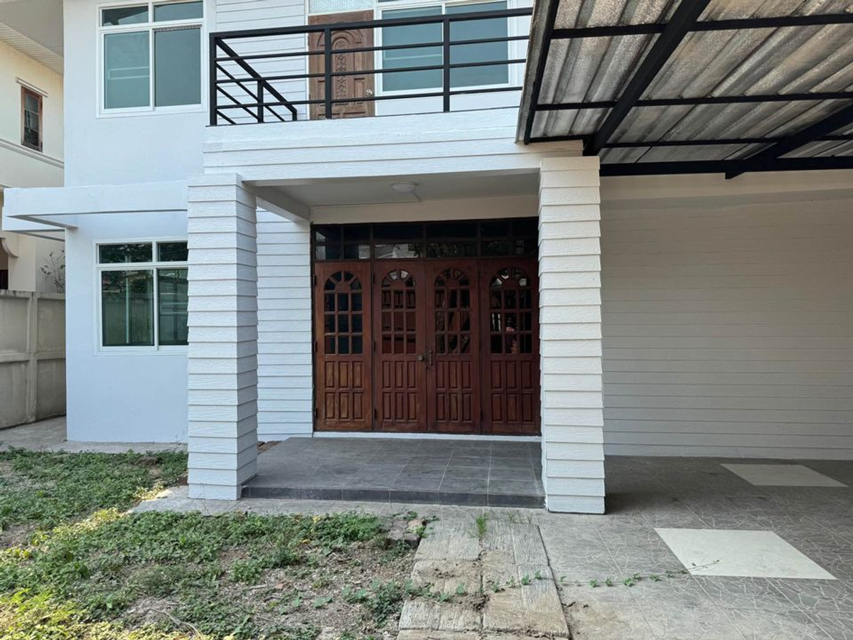 ให้เช่าบ้านนนทบุรี บางใหญ่ บางบัวทอง : บ้านเดี่ยว 4ห้องนอน 2 ชั้น เนื้อที่ 91 ตร.ว. ทำออฟฟิศ คาเฟ่ ได้หมด จอดรถได้ 4-6 คัน