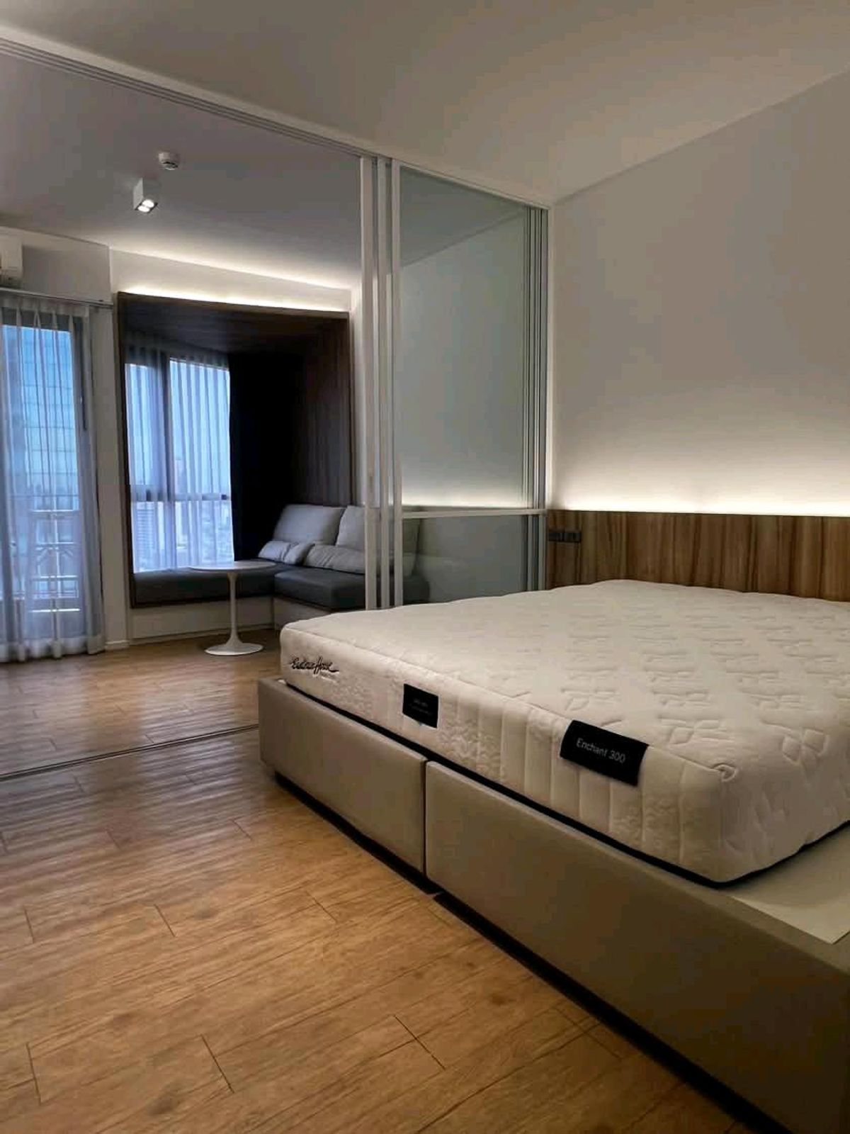 ให้เช่าคอนโดสยาม จุฬา สามย่าน : ⚡ FLASH DEAL⚡ TRIPLE Y RESIDENCE 1BED HIGH FLOOR 