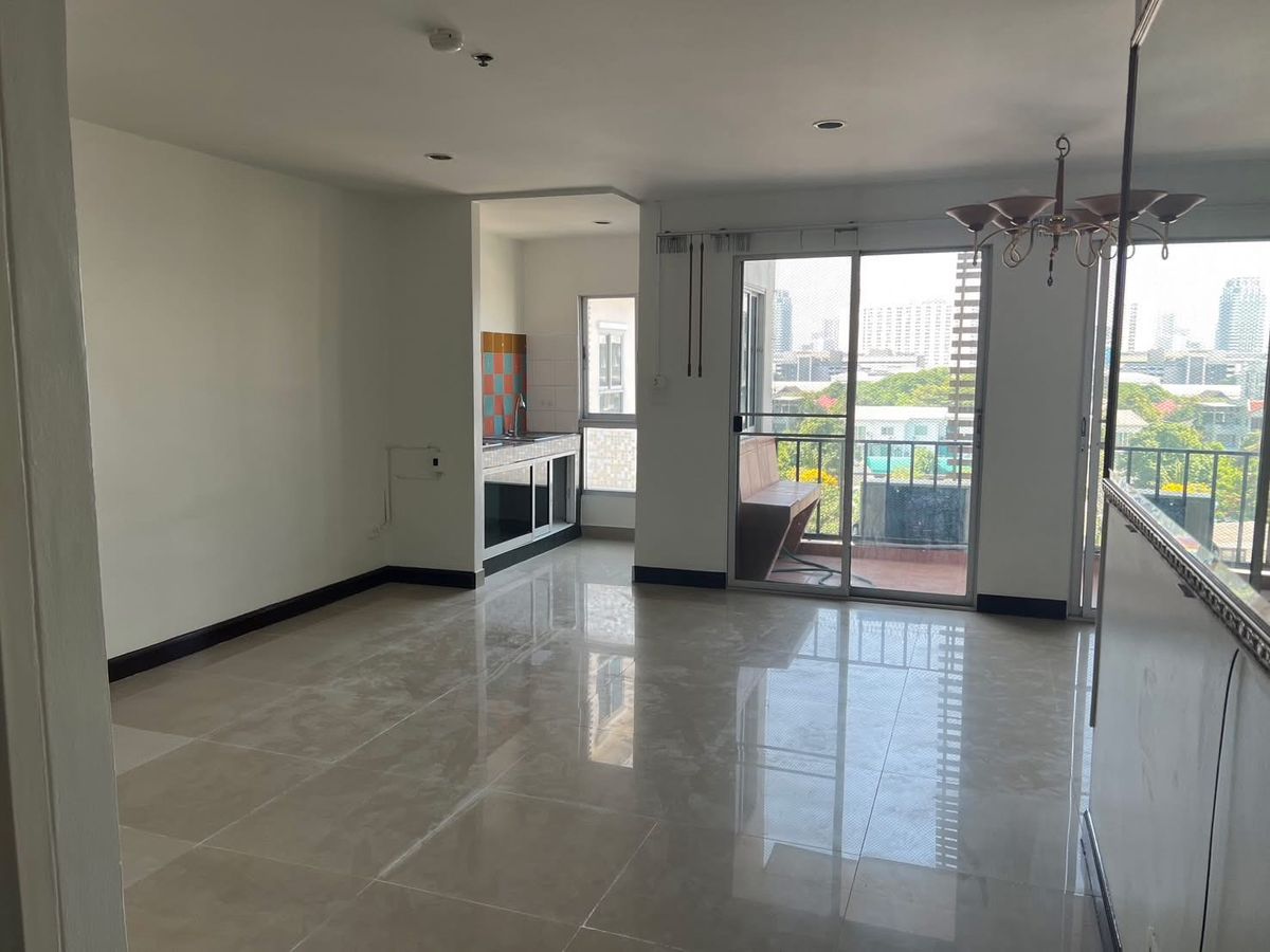 ขายคอนโดรัชดา ห้วยขวาง : 📣 [For Sale] ขายด่วน!! คอนโด Regent Home 5 Ratchada 19 แต่งครบ สภาพดีมาก ห้องสวย 🔥