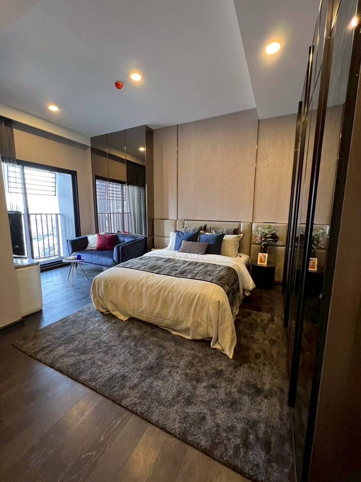 ให้เช่าคอนโดสุขุมวิท อโศก ทองหล่อ : ให้เช่าคอนโดใกล้บีทีเอสทองหล่อ Park Thonglor 2 Bedrooms 2 Bathrooms 