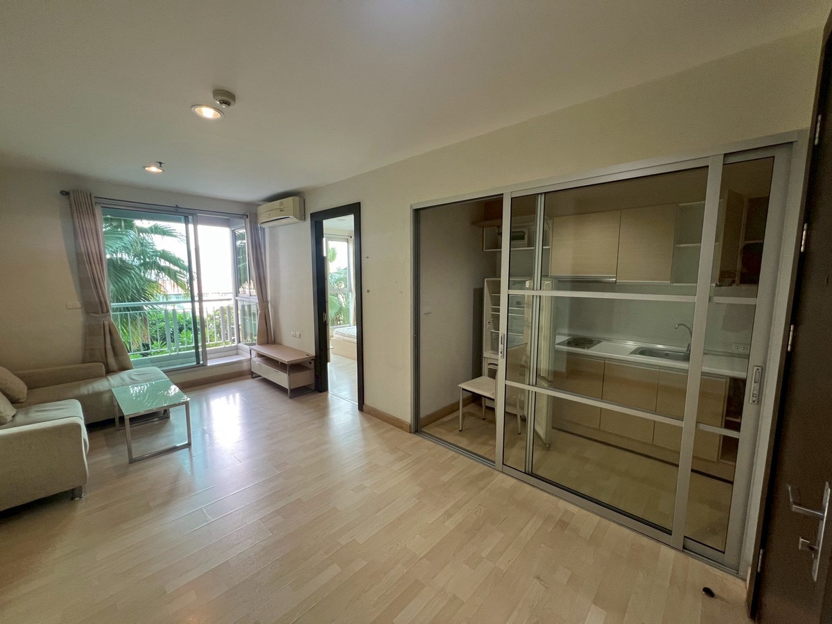 ให้เช่าคอนโดรัชดา ห้วยขวาง : ให้ เช่า Rhythm ratchada 1ห้องนอน 1ห้องน้ำ (ห้องใหญ่ พร้อมเข้าอยู่ ตรงปก)