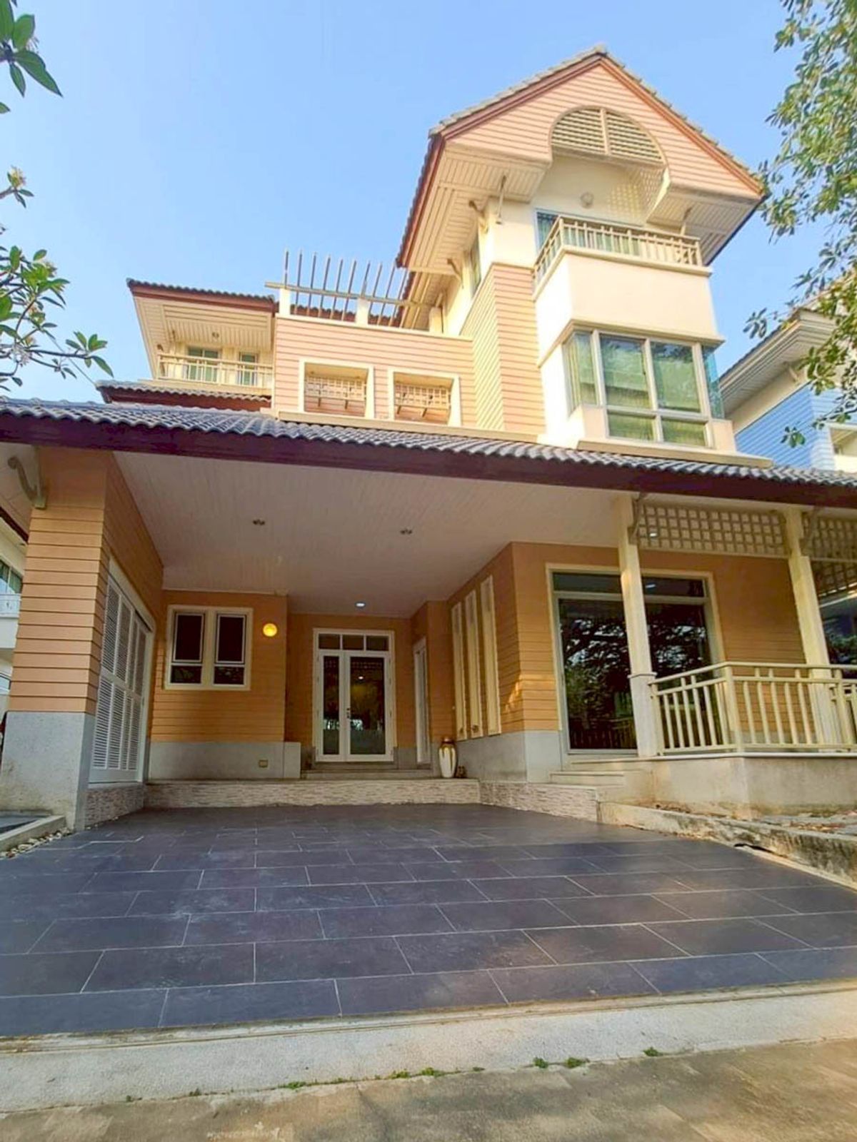 ให้เช่าบ้านอ่อนนุช อุดมสุข : ให้เช่า บ้าน พรไพลิน สุขุมวิท 101/1 บ้านเดี่ยว 3 ชั้น 4 ห้องนอน ขนาด 70 ตรว 380 ตรม ใกล้ MRT สวนหลวง ร.9 ศรีอุดม ศรีนครินทร์ อ่อนนุช บางจาก ปุณณวิถี วชิรธรรมสาธิต อุดมสุข เฉลิมพระเกียรติ ร.9 : YA25R-006