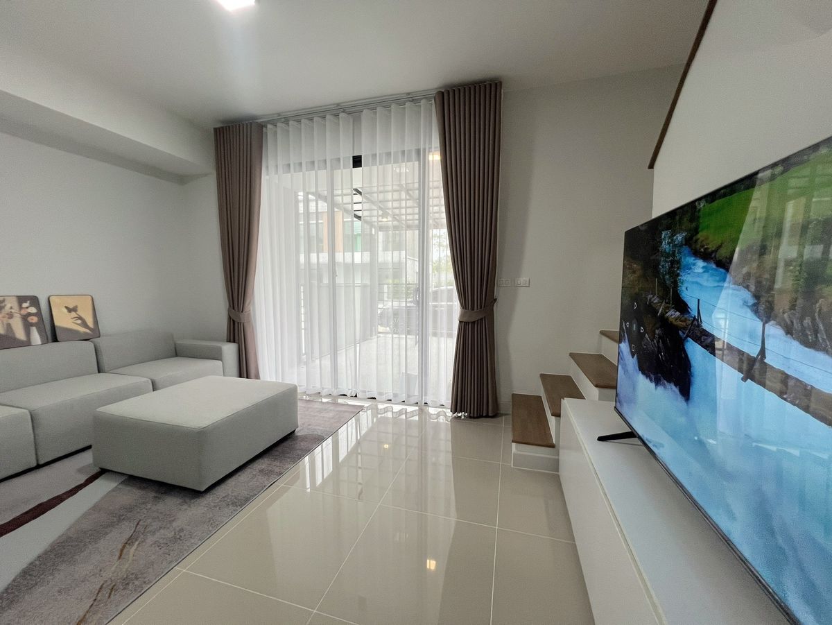 ให้เช่าทาวน์โฮมบางนา แบริ่ง ลาซาล : ให้เช่า Pleno สุขุมวิท บางนา 2 | บ้าน 3 ห้องนอน 106 ตร.ม. พร้อมเฟอร์ครบ | 36,000 บาท | LINE: @323gqmho | Ref: T1856