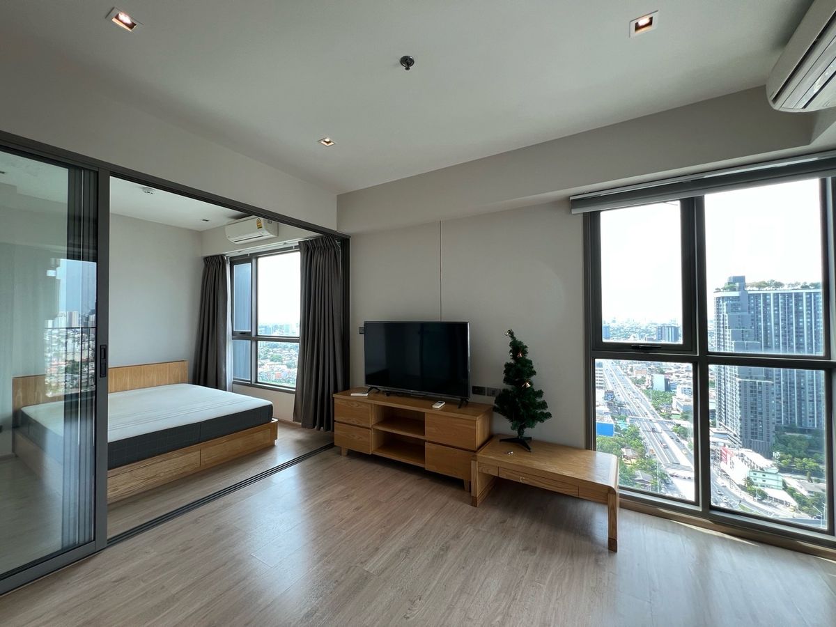 For RentCondoThaphra, Talat Phlu, Wutthakat : ✨FOR RENT✨ WHIZDOM Station Ratchada-Tha Phra / 39 SQM. / With TV, refrigerator+washing machine
