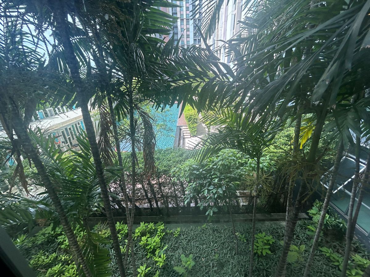 For SaleCondoChaengwatana, Muangthong : Pool View | Brand-New, Never Lived In! Condo for Sale – The Key Chaeng Wattana Size: 30.82 sq.m. | Only 100 meters from expressway entrance | Next to Si Rat BTS Station . Urgent Sale. . Location: 15 Chaeng Wattana Road