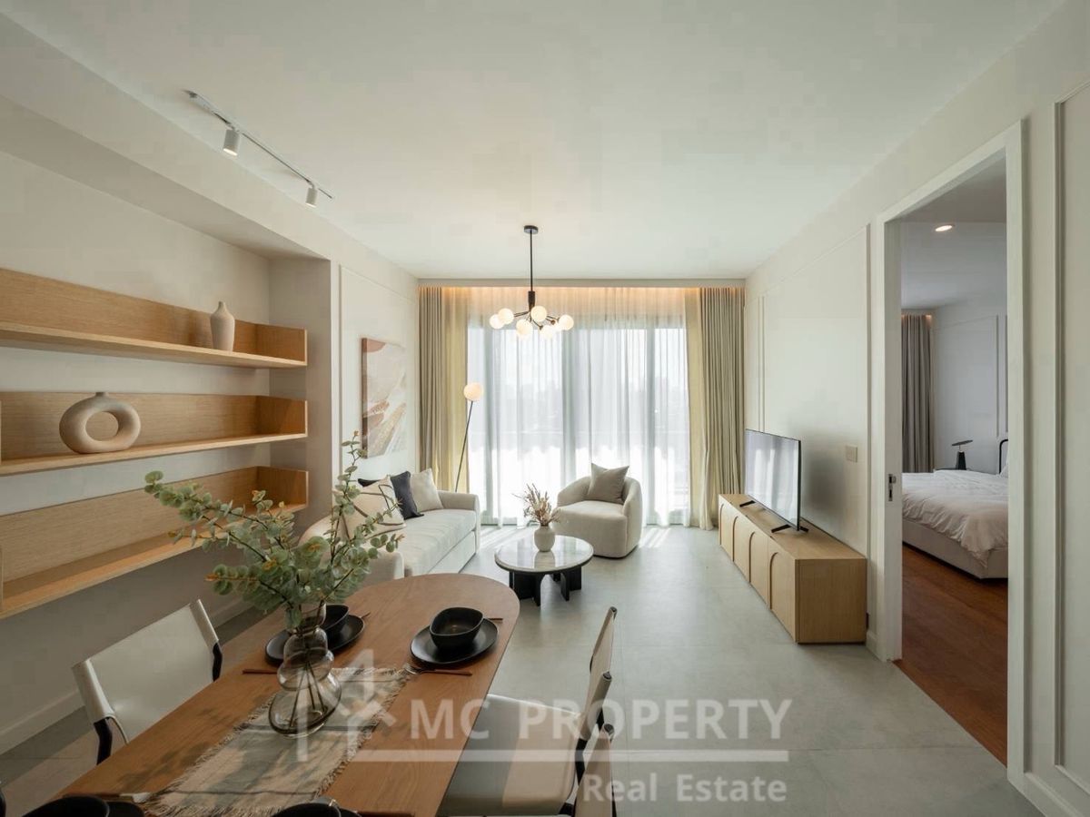 ให้เช่าคอนโดวิทยุ ชิดลม หลังสวน : 185 Rajadamri 1 ห้องนอน 70sqm ให้เช่าเพียง 78,000 กรุณาติดต่อ 0816878954