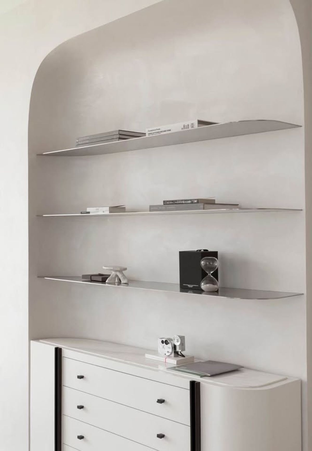 คอนโดสาทร นราธิวาส : คอนโดหรูที่ Four Seasons Private Residences เดินทางสะดวก ใกล้รถไฟฟ้าบีทีเอส ห้องตกแต่งสวยมาก! เฟอร์นิเจอร์ครบ! พร้อมอยู่!