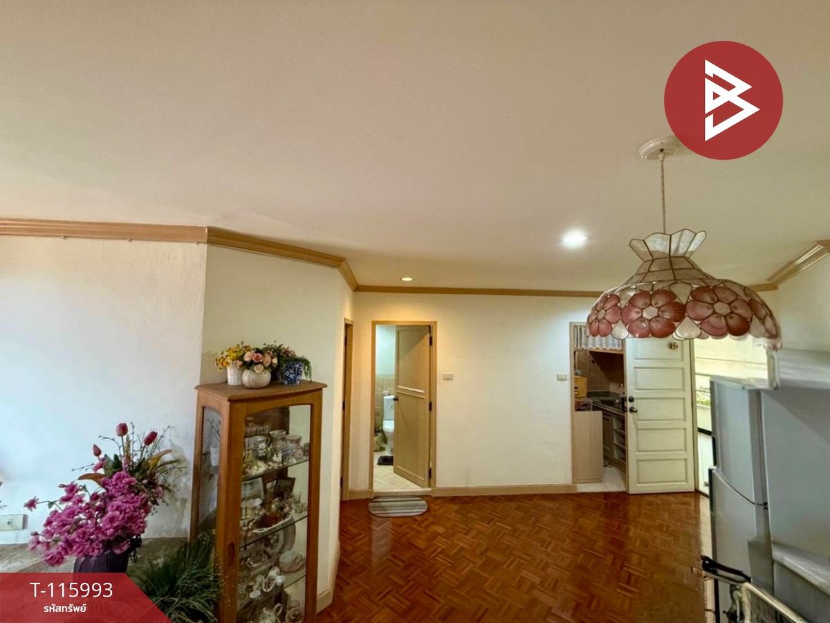 For SaleCondoBangna, Bearing, Lasalle : Condominium for sale, Country Complex Bangna, Bangkok