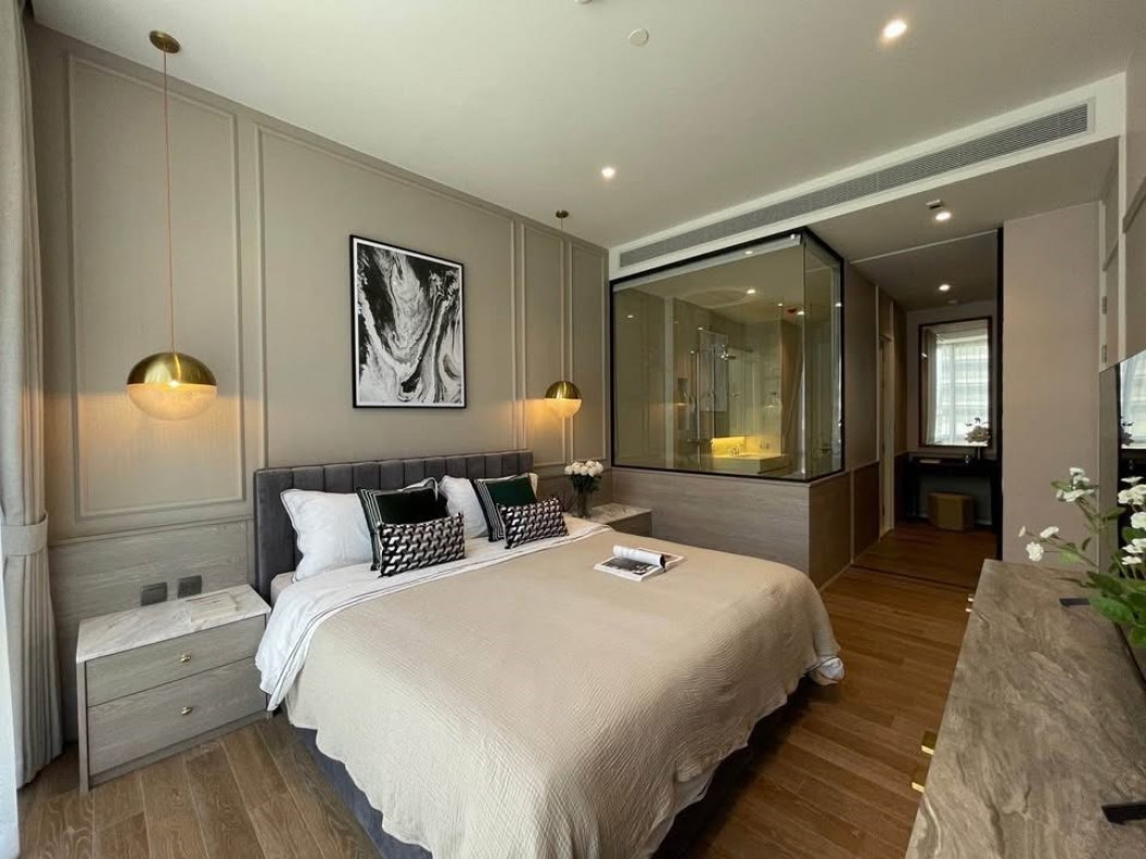 For RentCondoWitthayu, Chidlom, Langsuan, Ploenchit : For Rent: MUNIQ Langsuan – Ultra-Luxury 1BR Condo in Bangkok’s Prestigious CBD | Near Lumpini Park & BTS | 57 SQ.M. | Fully Furnished