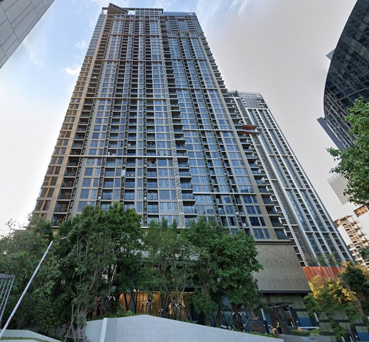 For RentCondoOnnut, Udomsuk : Condo for rent. WHIZDOM ESSENCE near BTS Punnawithi