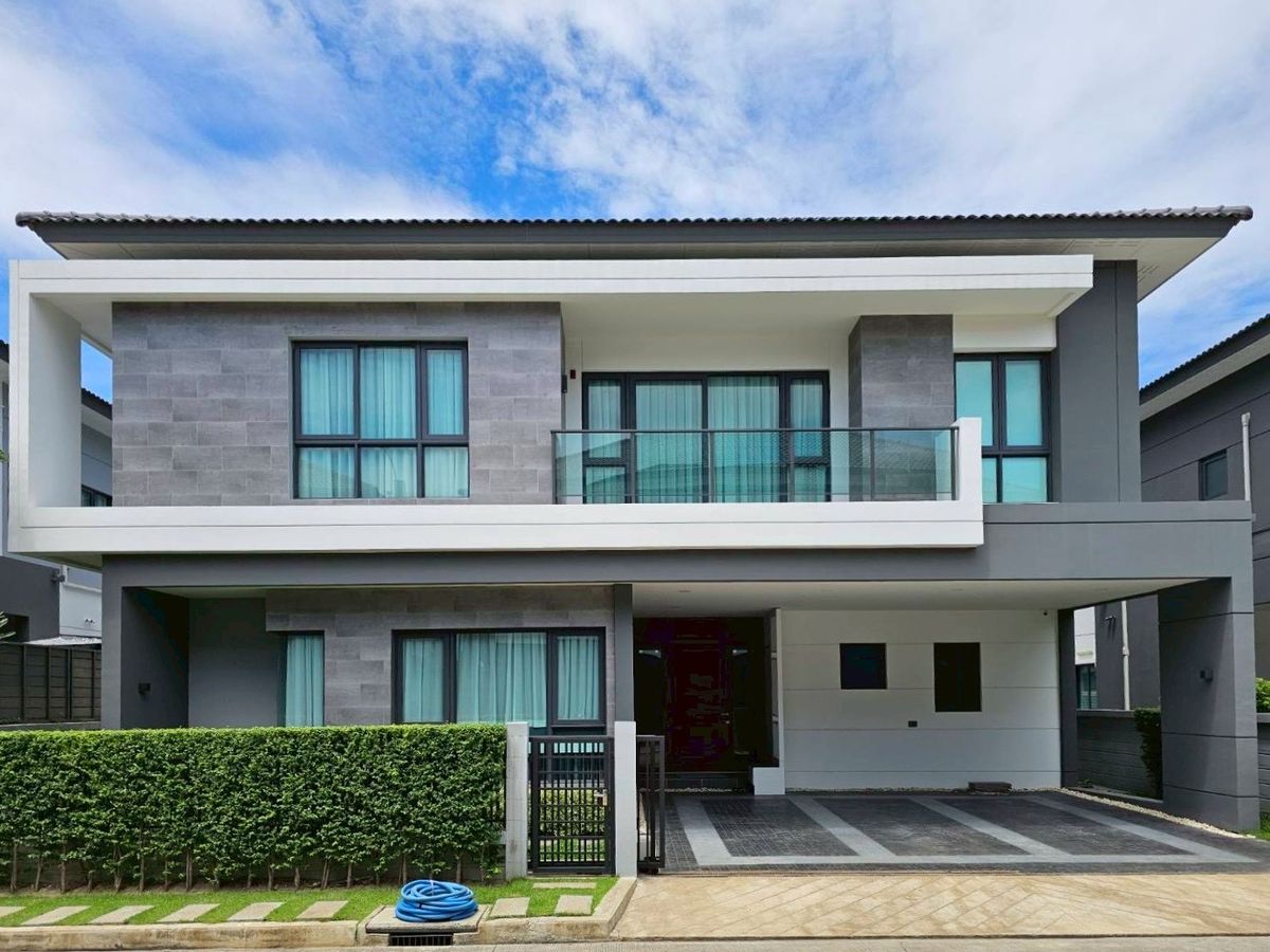 For SaleHouseBangna, Bearing, Lasalle : Beautiful house, built -in back, The City Bangna