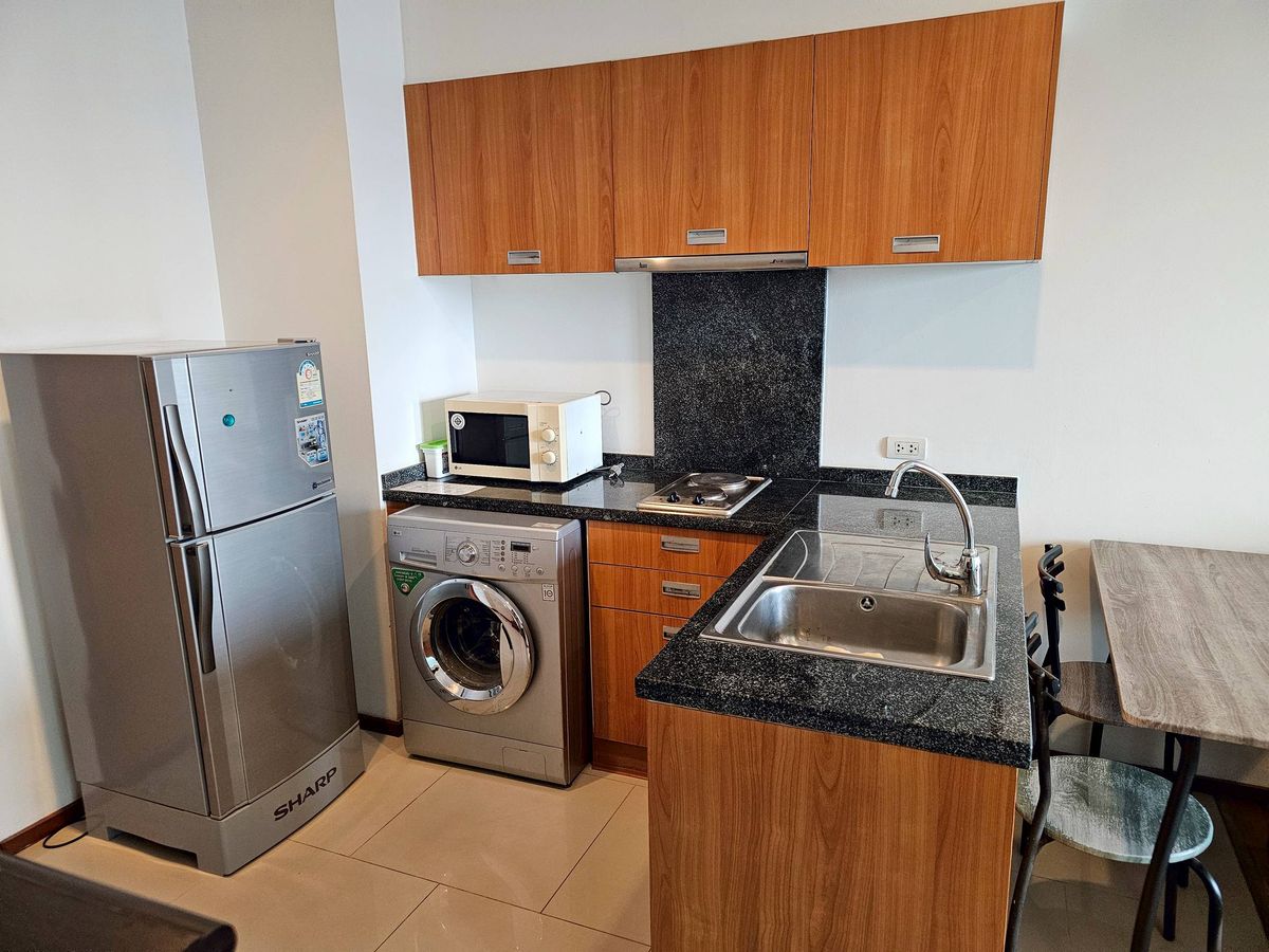 ให้เช่าคอนโดวงเวียนใหญ่ เจริญนคร : *FOR RENT*Villa สาทร (BSR 1460)