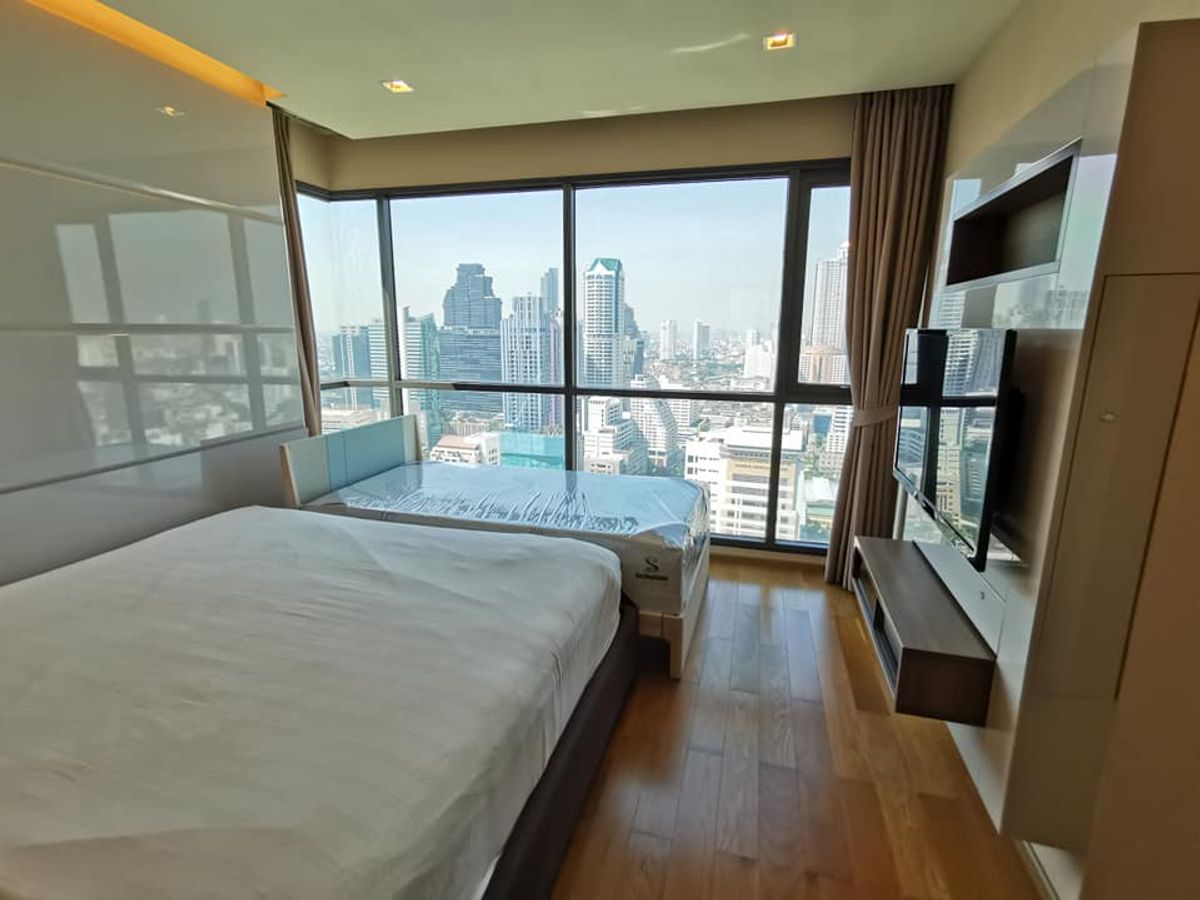 ให้เช่าคอนโดสาทร นราธิวาส : The Address Sathorn【𝐑𝐄𝐍𝐓】🔥แต่งหรูคลาสสิก ใจกลางย่านธุรกิจ ใกล้ BTS เดินทางง่ายทุกจุด🔥 ติดต่อไลน์ไอดี: @hacondo