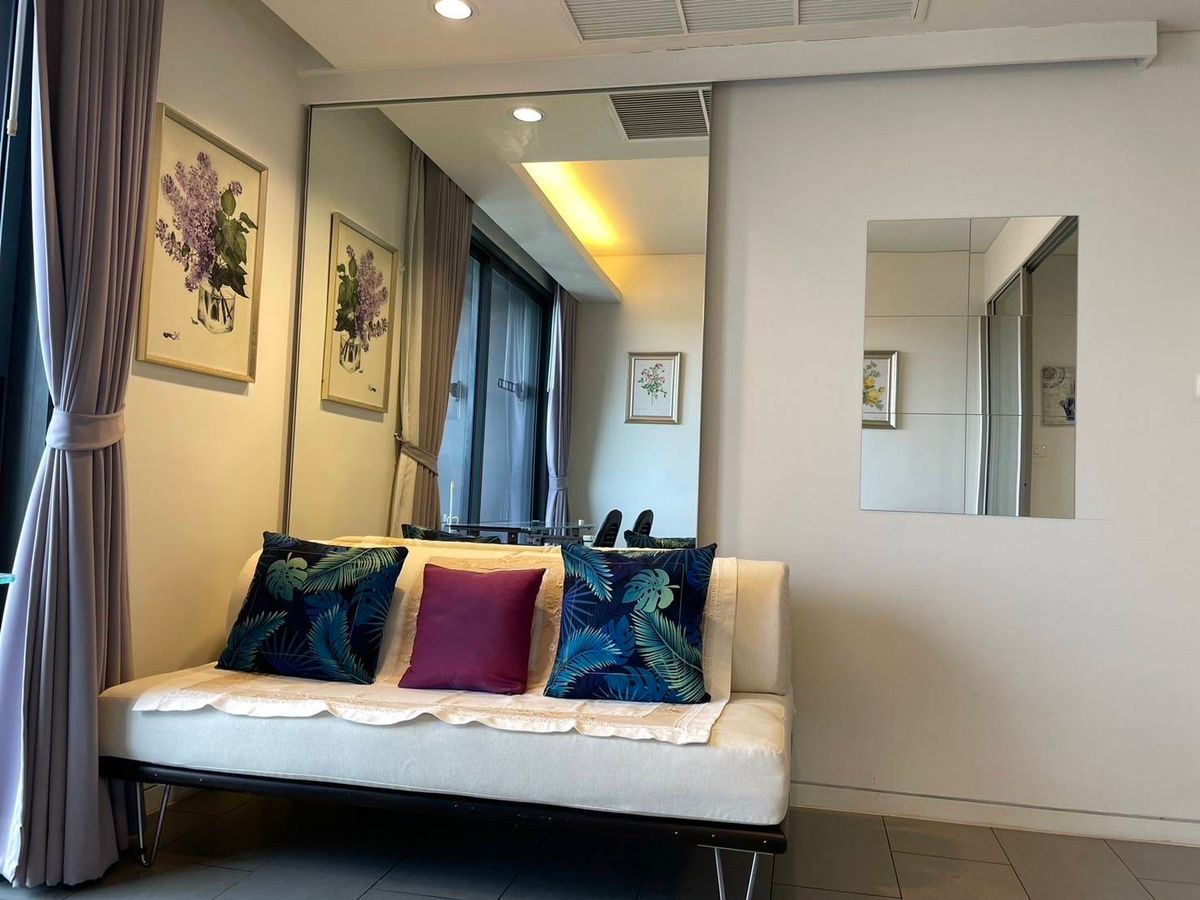 For RentCondoAri,Anusaowaree : 🌟 Stylish High-Floor Condo for Rent @ Siamese Ratchakru