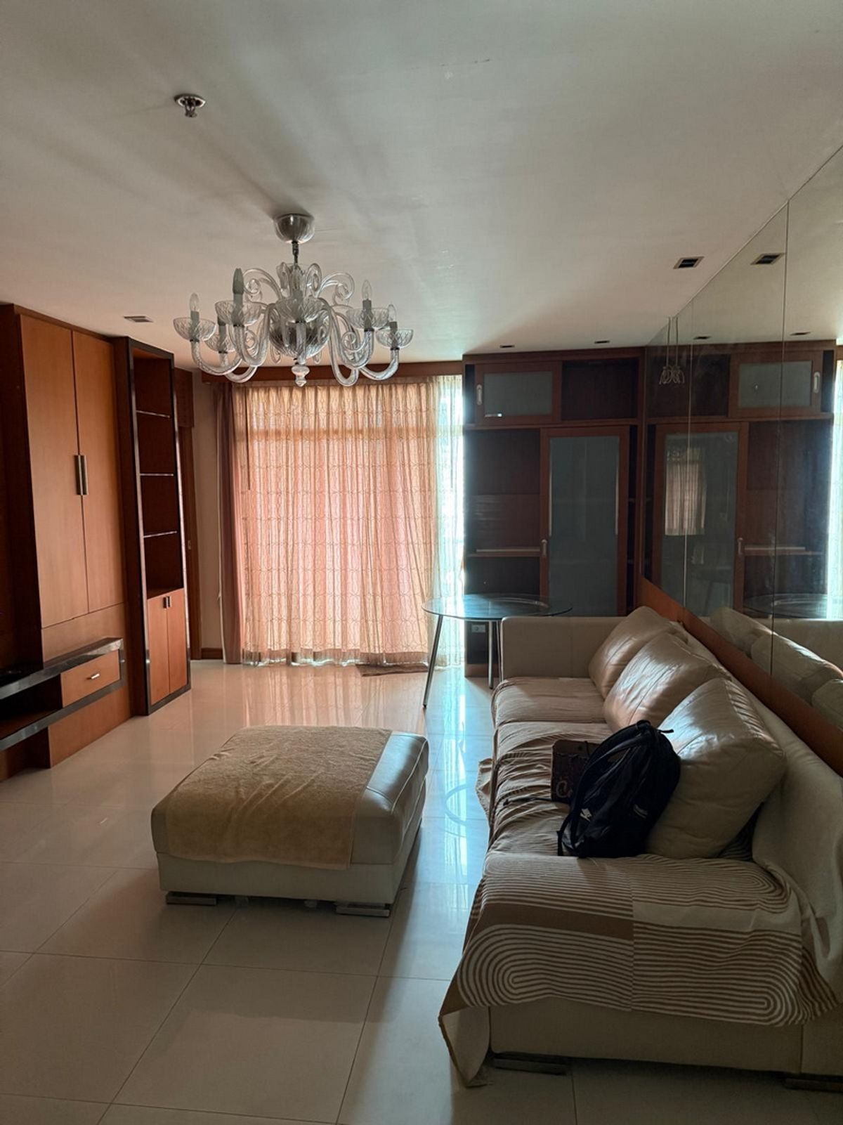 For RentCondoNana, North Nana,Sukhumvit13, Soi Nana : For Rent, 2 bedrooms Condo in the heart of Sukhumvit-Nana