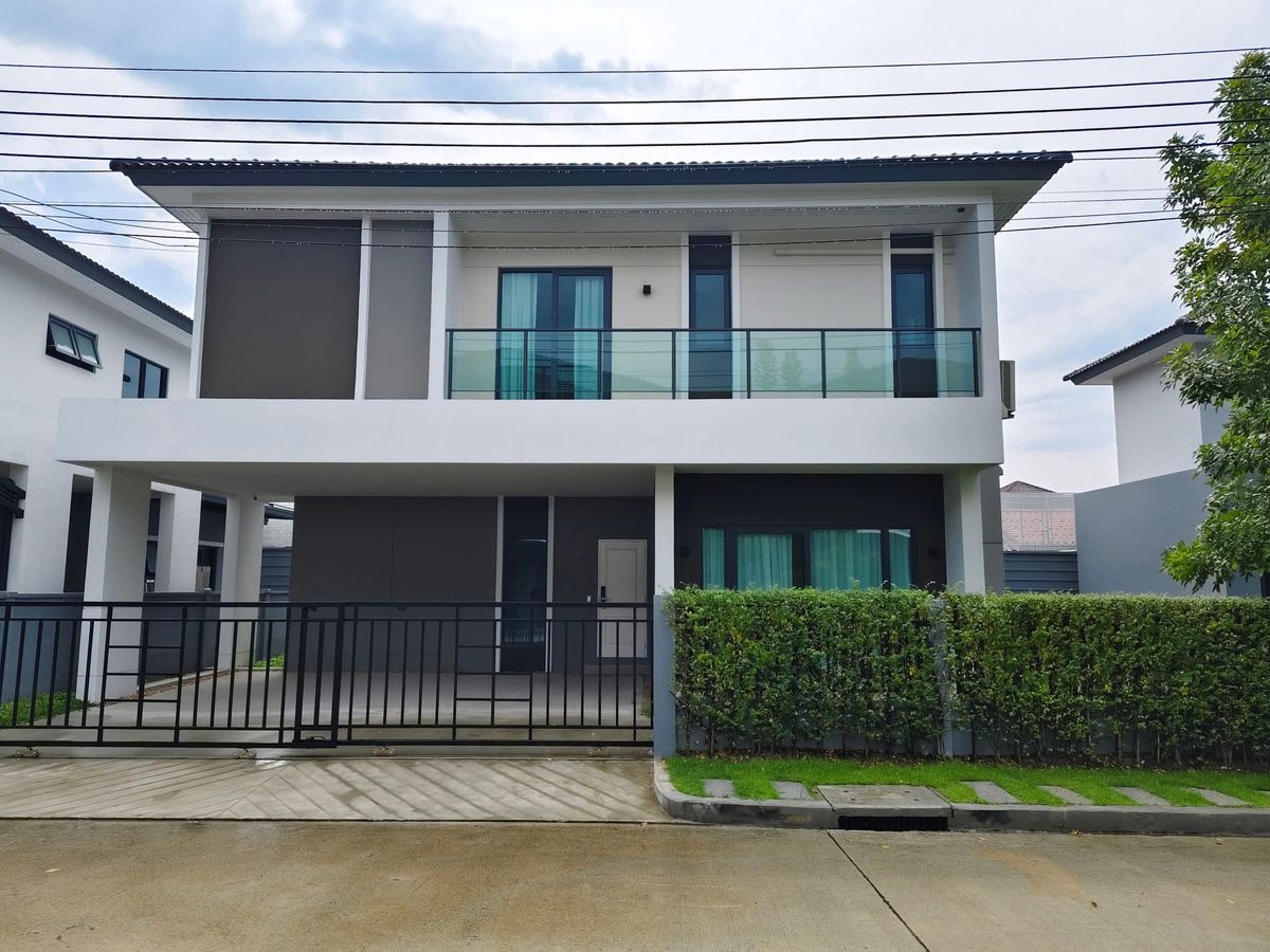 ให้เช่าบ้านปทุมธานี รังสิต ธรรมศาสตร์ : ให้เช่า บ้าน CENTRO วิภาวดี