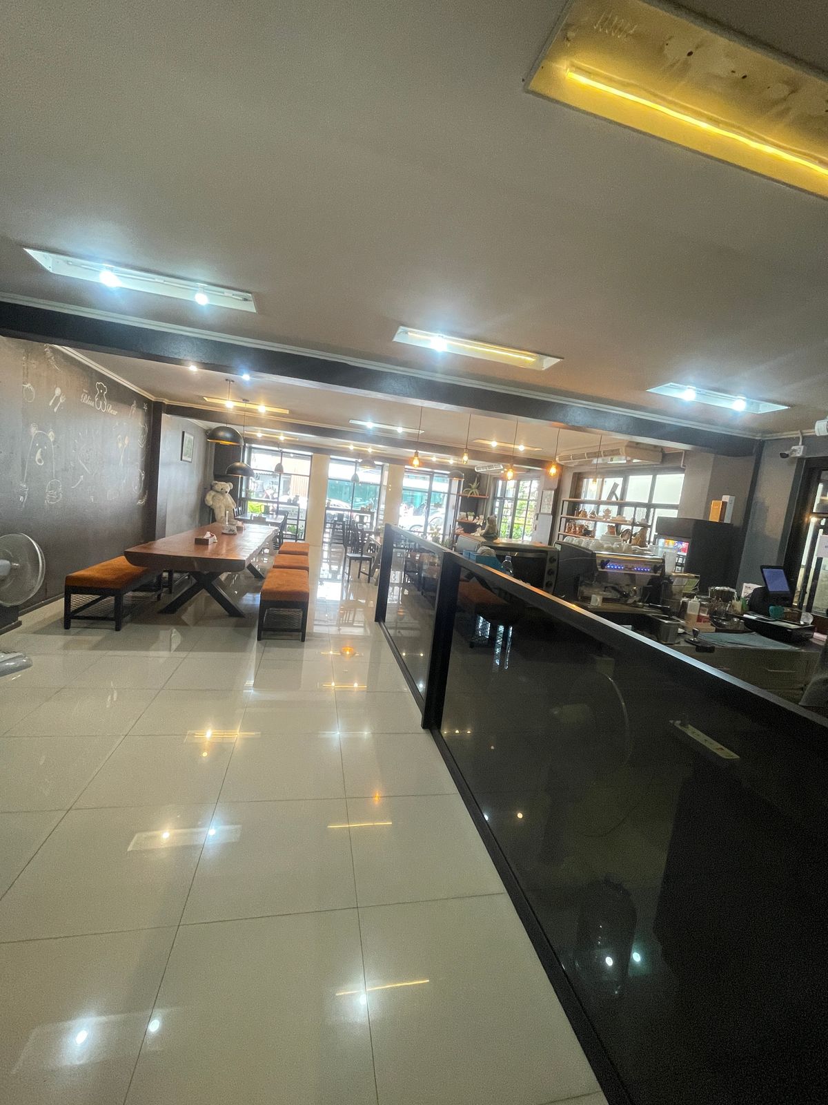 ขายโฮมออฟฟิศบางนา แบริ่ง ลาซาล : ็ขายตึก 5 ชั้น ราคาดี ทำเลดีมาก ใกล้สุวรรณภูมิ เดินทางสะดวก ปรับเป็นโรงแรม คาเฟ่ ร้านอาหาร ได้