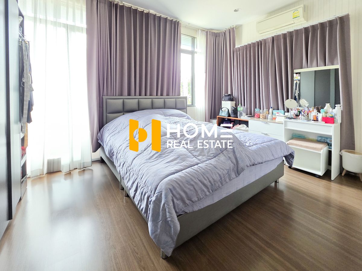 For SaleHousePattanakan, Srinakarin : Setthasiri, Krungthep Kreetha 1 /3 Bedrooms (Sale), Setthasiri Krungthep Kreetha 1 /3 Bedrooms (For Sale) AA579