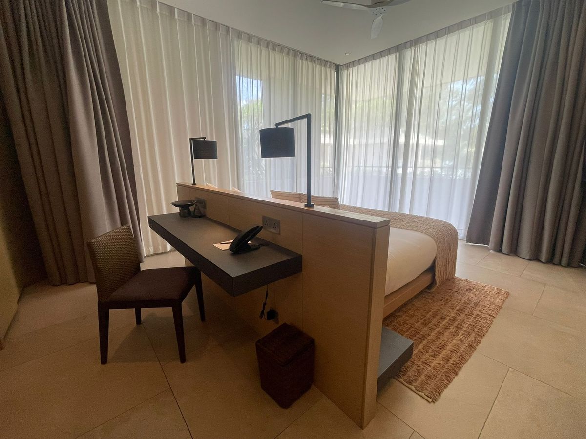 ขายคอนโดภูเก็ต : 🔥 Foreign Quota | Penthouse 1B1B | 213 Sq.m. | Twinpalms Residences by Montazure | 3rd Floor | 72 MB [YBs250701]