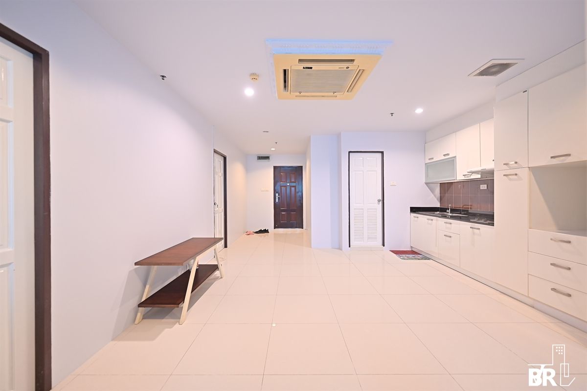 ขายคอนโดสุขุมวิท อโศก ทองหล่อ : 🔥Sukhumvit Living Town for sale near MRT Sukhumvit, BTS Asoke🔥📞065-821-5651 By. PK