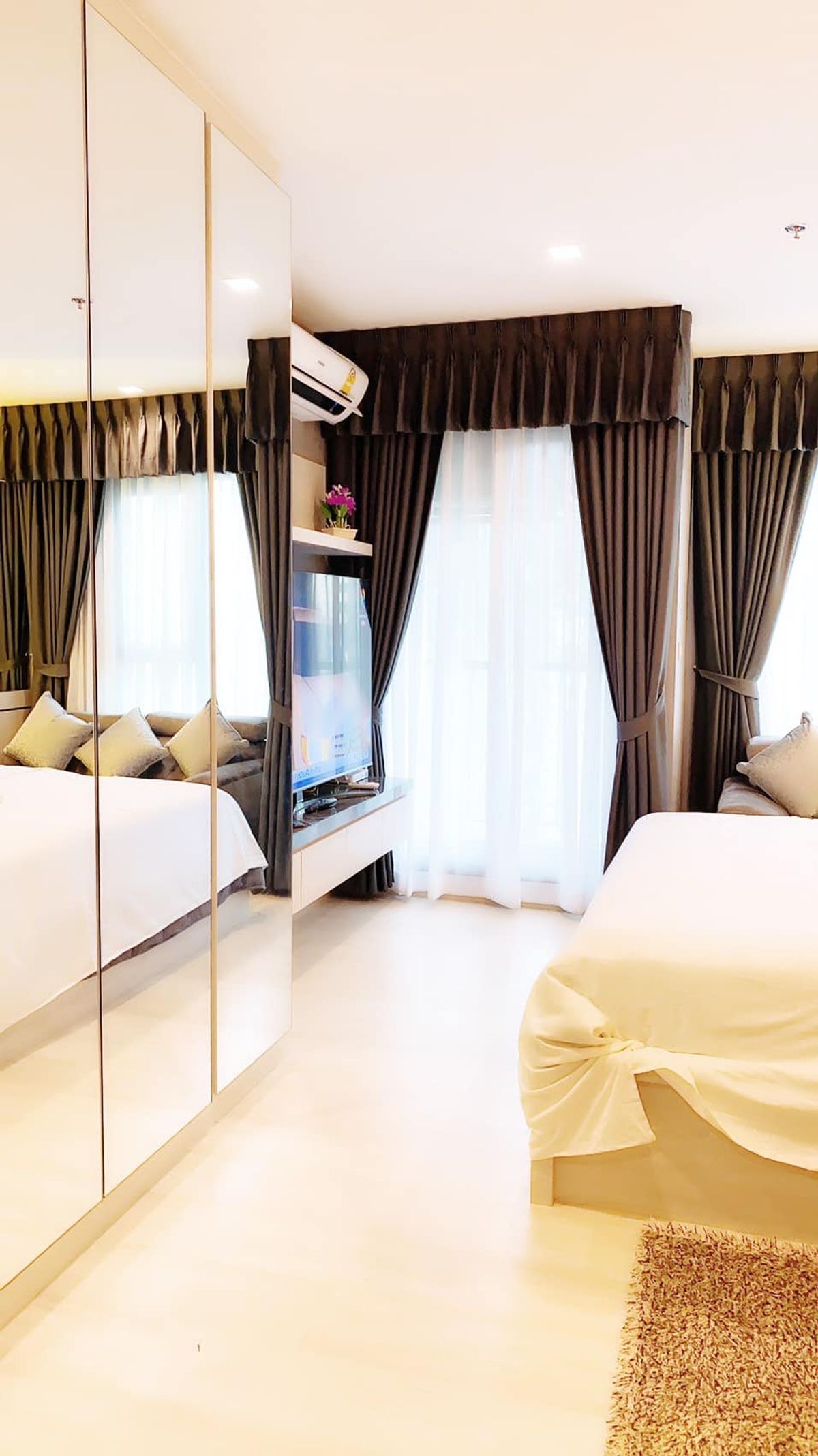 ให้เช่าคอนโดวิทยุ ชิดลม หลังสวน : Life One Wireless【𝐑𝐄𝐍𝐓】🔥แต่งครบ โทนสว่างดูสะอาดตา ทุกฟังก์ชัน ใกล้ BTS เพลินจิต วิวโล่งสุดตา🔥 ติดต่อไลน์ไอดี: @hacondo