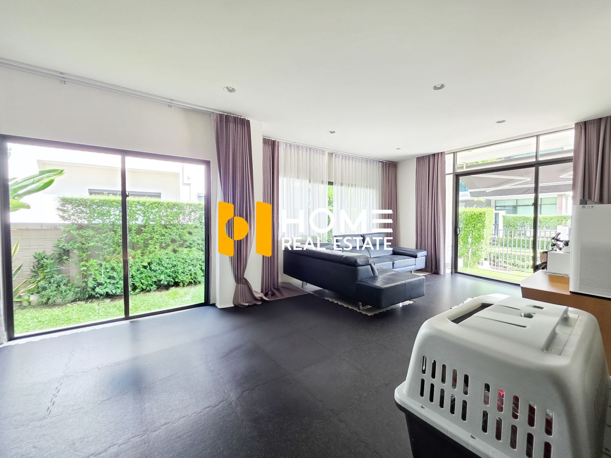 For SaleHousePattanakan, Srinakarin : Setthasiri, Krungthep Kreetha 1 /3 Bedrooms (Sale), Setthasiri Krungthep Kreetha 1 /3 Bedrooms (For Sale) AA579