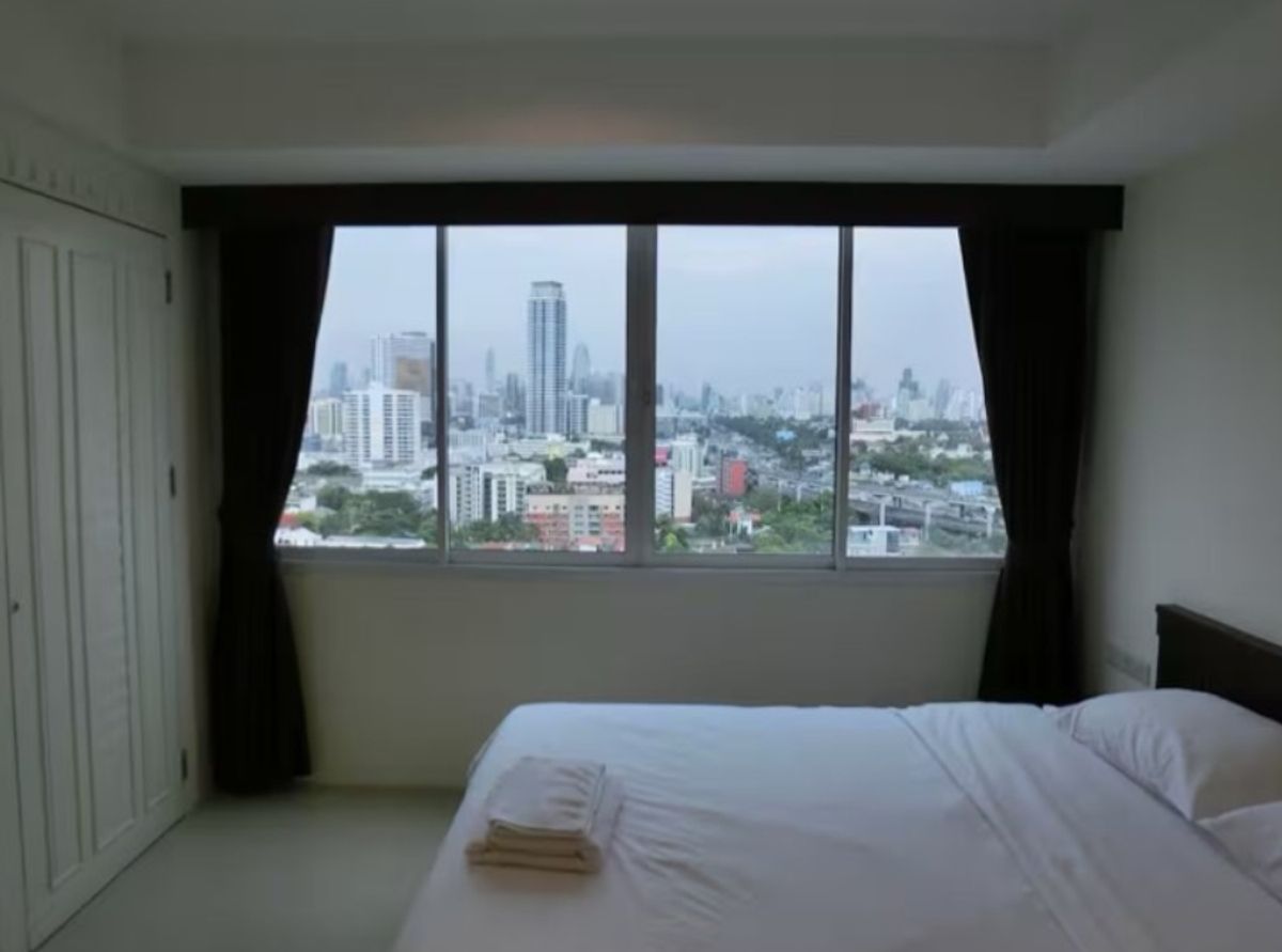 ให้เช่าคอนโดพระราม 3 สาธุประดิษฐ์ : ให้เช่า The Royal Navin Tower ชั้น 18