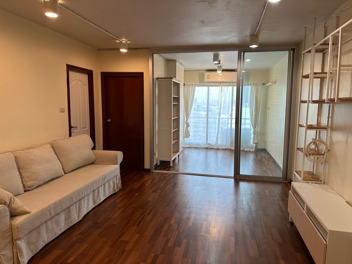 ให้เช่าคอนโดพระราม 3 สาธุประดิษฐ์ : 13,000 BHT/Month SV City Rama 3