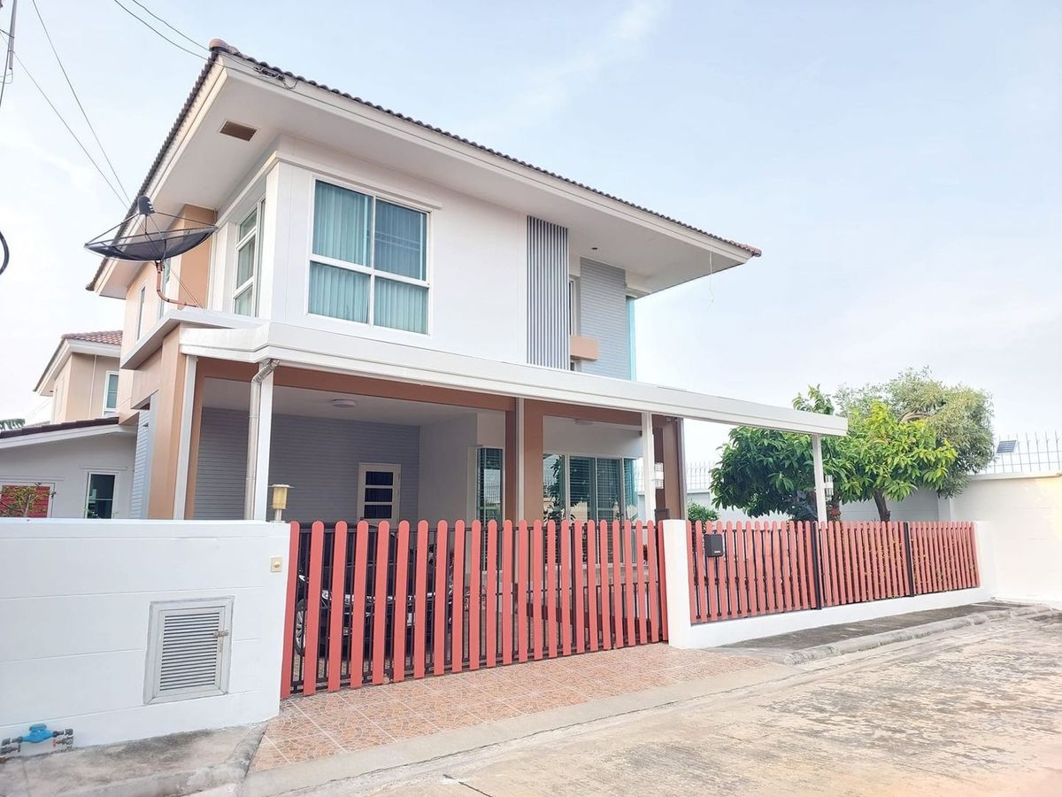 ขายบ้านราษฎร์บูรณะ สุขสวัสดิ์ : ขายถูกที่สุด บ้านเดี่ยวหมู่บ้านอลิชา (สุขสวัสดิ์–ประชาอุทิศ) ใกล้ทางด่วนกาญจนาภิเษก ด่านบางครุ 1 บ้านหลังริม ต่อเติมครบพร้อมอยู่ ตอบไว 064-974-2441