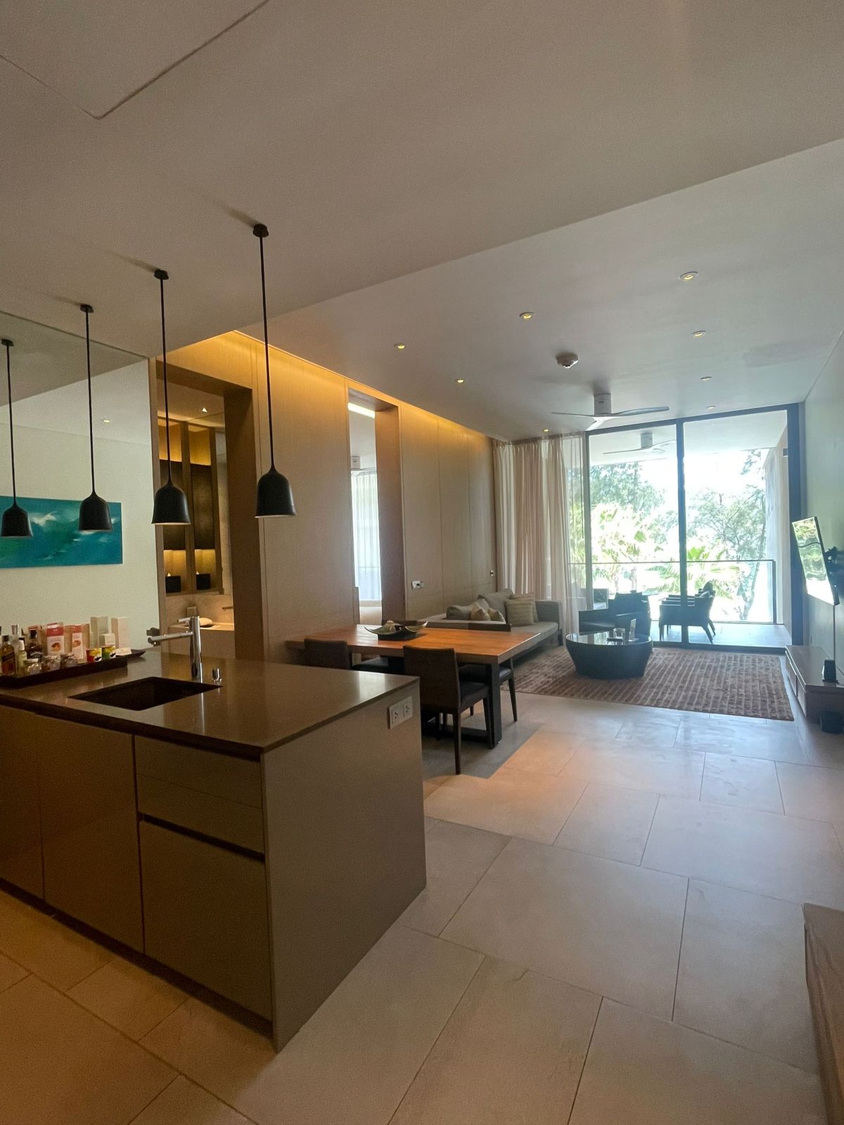 ขายคอนโดภูเก็ต : 🔥 Foreign Quota | Penthouse 1B1B | 213 Sq.m. | Twinpalms Residences by Montazure | 3rd Floor | 72 MB [YBs250701]