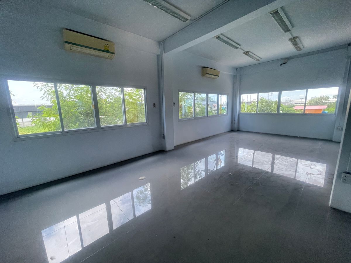 ขายโกดังลาดกระบัง สุวรรณภูมิ : ขายโกดัง ใกล้สุวรรณภูมิ ทำคาเฟ่  ร้านอาหาร โกดัง โรงงานขนาดเล็กได้