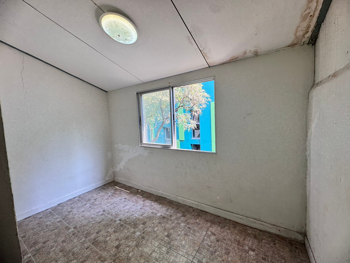 ขายอาคารพาณิชย์สีลม ศาลาแดง บางรัก : ขายตึกแถว ซอยจินดาถวิล แขวงมหาพฤฒาราม บางรัก ทำเลดีใจกลางเมือง (N.1984)