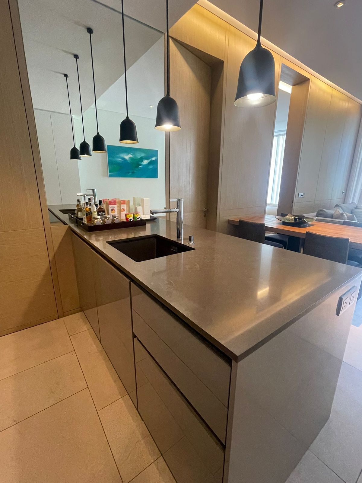 ขายคอนโดภูเก็ต : 🔥 Foreign Quota | Penthouse 1B1B | 213 Sq.m. | Twinpalms Residences by Montazure | 3rd Floor | 72 MB [YBs250701]