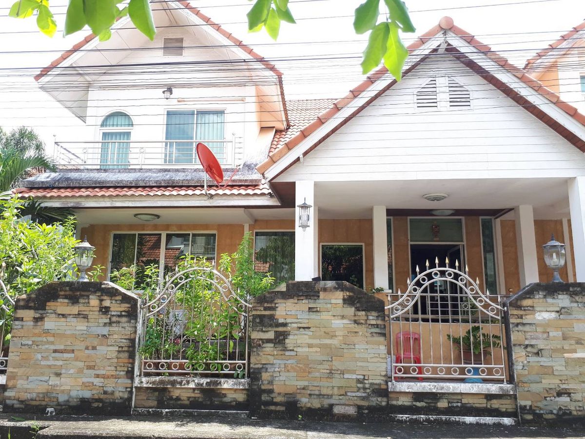 ขายบ้านปทุมธานี รังสิต ธรรมศาสตร์ : หมู่บ้านวรารักษ์ รังสิต-คลอง 3
