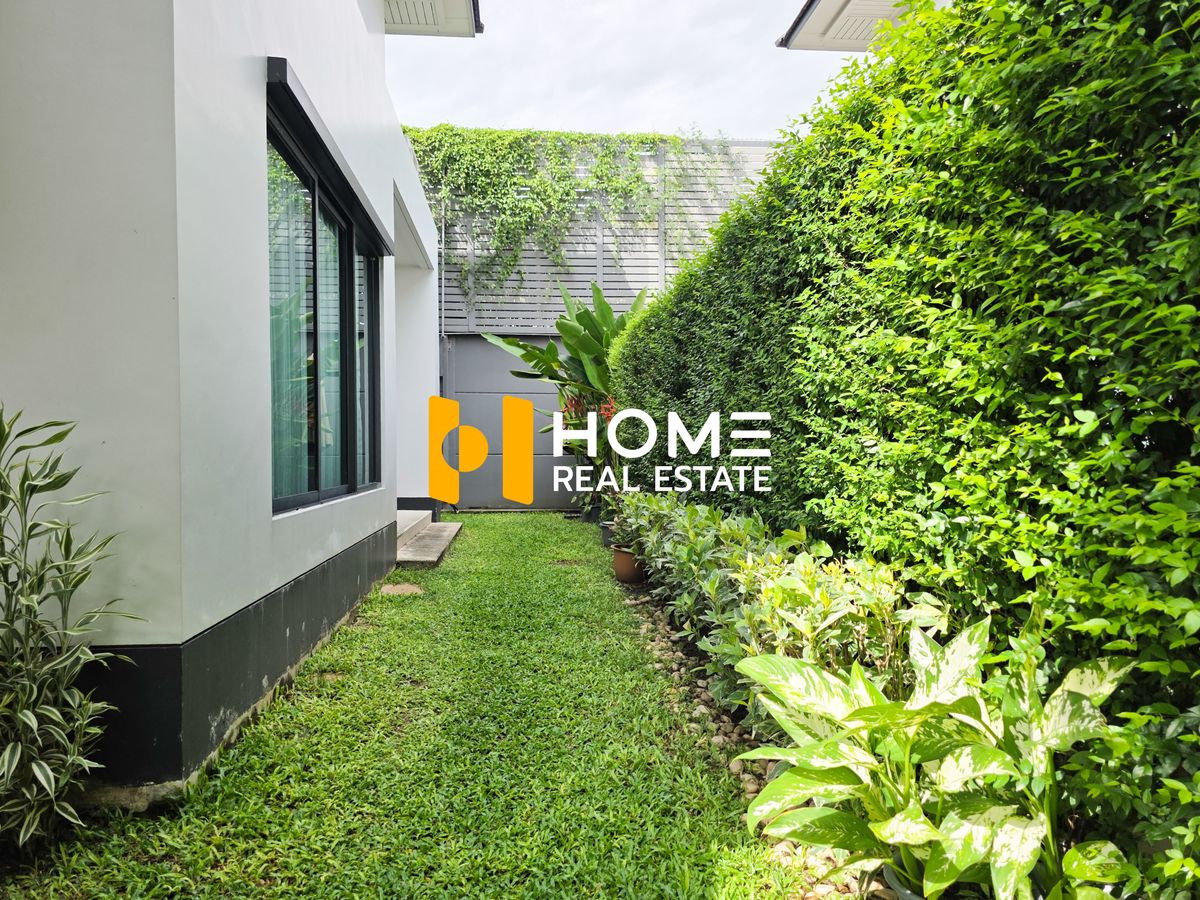 For SaleHousePattanakan, Srinakarin : Setthasiri, Krungthep Kreetha 1 /3 Bedrooms (Sale), Setthasiri Krungthep Kreetha 1 /3 Bedrooms (For Sale) AA579