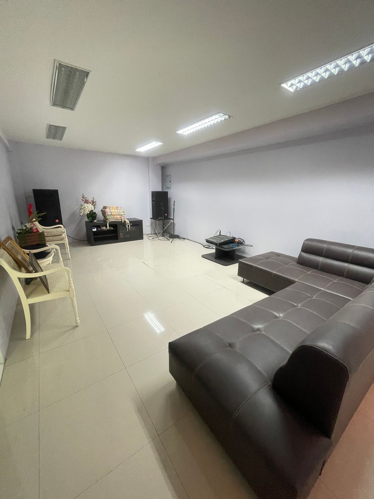 ขายโฮมออฟฟิศบางนา แบริ่ง ลาซาล : ็ขายตึก 5 ชั้น ราคาดี ทำเลดีมาก ใกล้สุวรรณภูมิ เดินทางสะดวก ปรับเป็นโรงแรม คาเฟ่ ร้านอาหาร ได้