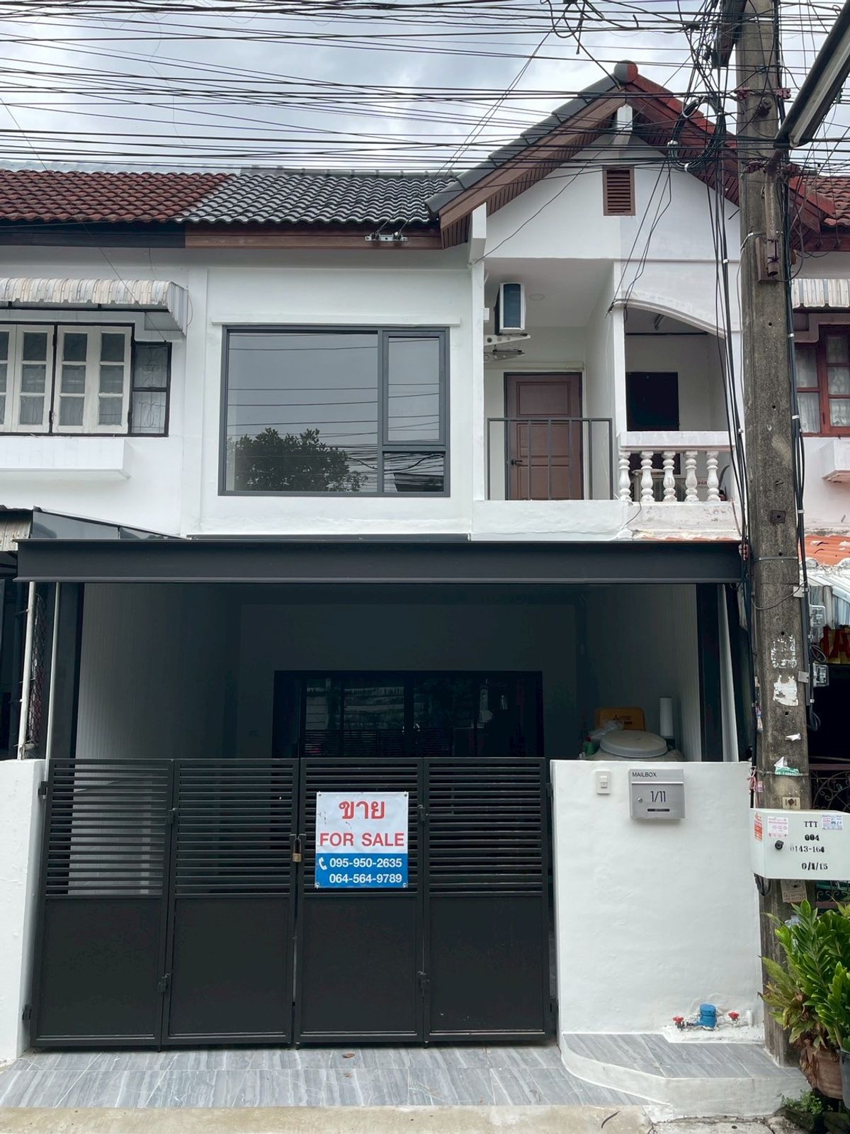 ขายทาวน์โฮมนวมินทร์ รามอินทรา : ขาย ทาวน์โฮมบ้านสวยริมบึง รามอิทรา 67  18 ตรว ราคาดีมาก