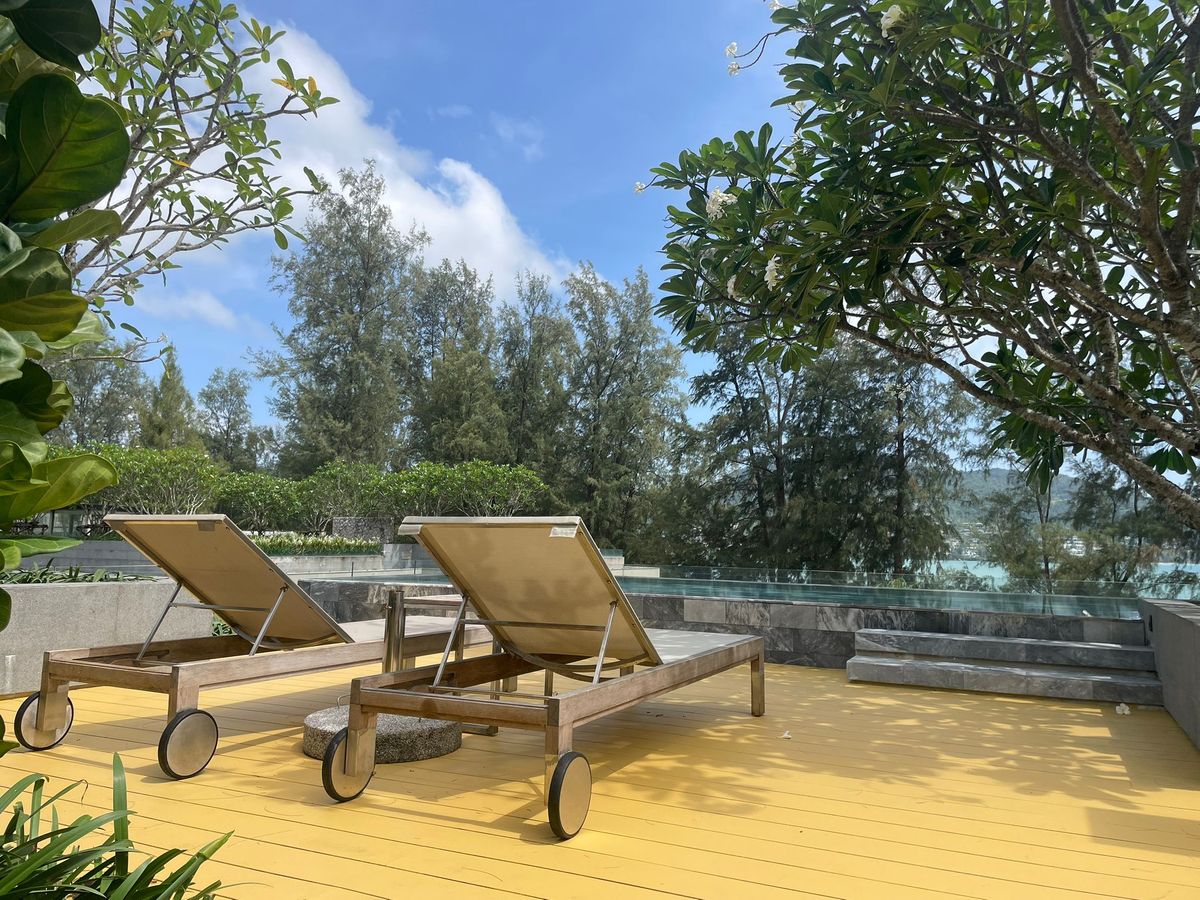 ขายคอนโดภูเก็ต : 🔥 Foreign Quota | Penthouse 1B1B | 213 Sq.m. | Twinpalms Residences by Montazure | 3rd Floor | 72 MB [YBs250701]