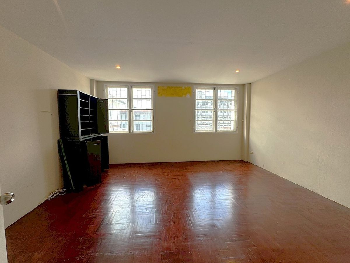 For RentShop HouseSukhumvit, Asoke, Thonglor : Townhouse for Rent – Suitable for All Types of Business, Ekkamai  **NO CO-AGENT**