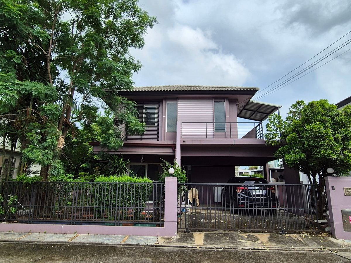 ให้เช่าบ้านมีนบุรี-ร่มเกล้า : ให้เช่าบ้านเดี่ยวรีโนเวทใหม่ หมู่บ้านปาริชาต ซ.คุ้มเกล้า11 ลาดกระบัง ใกล้สนามบินสุวรรณภูมิ 