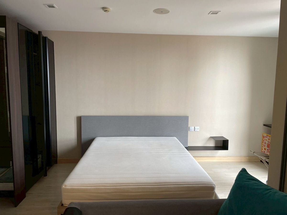 ขายคอนโดลาดพร้าว เซ็นทรัลลาดพร้าว : 📢 ขายคอนโด The L15 Condo (ดิ แอล ฟิฟทีน คอนโด) 💥 ห้องสวย เฟอร์ครบ ทำเลดี ใจกลางเมือง!
