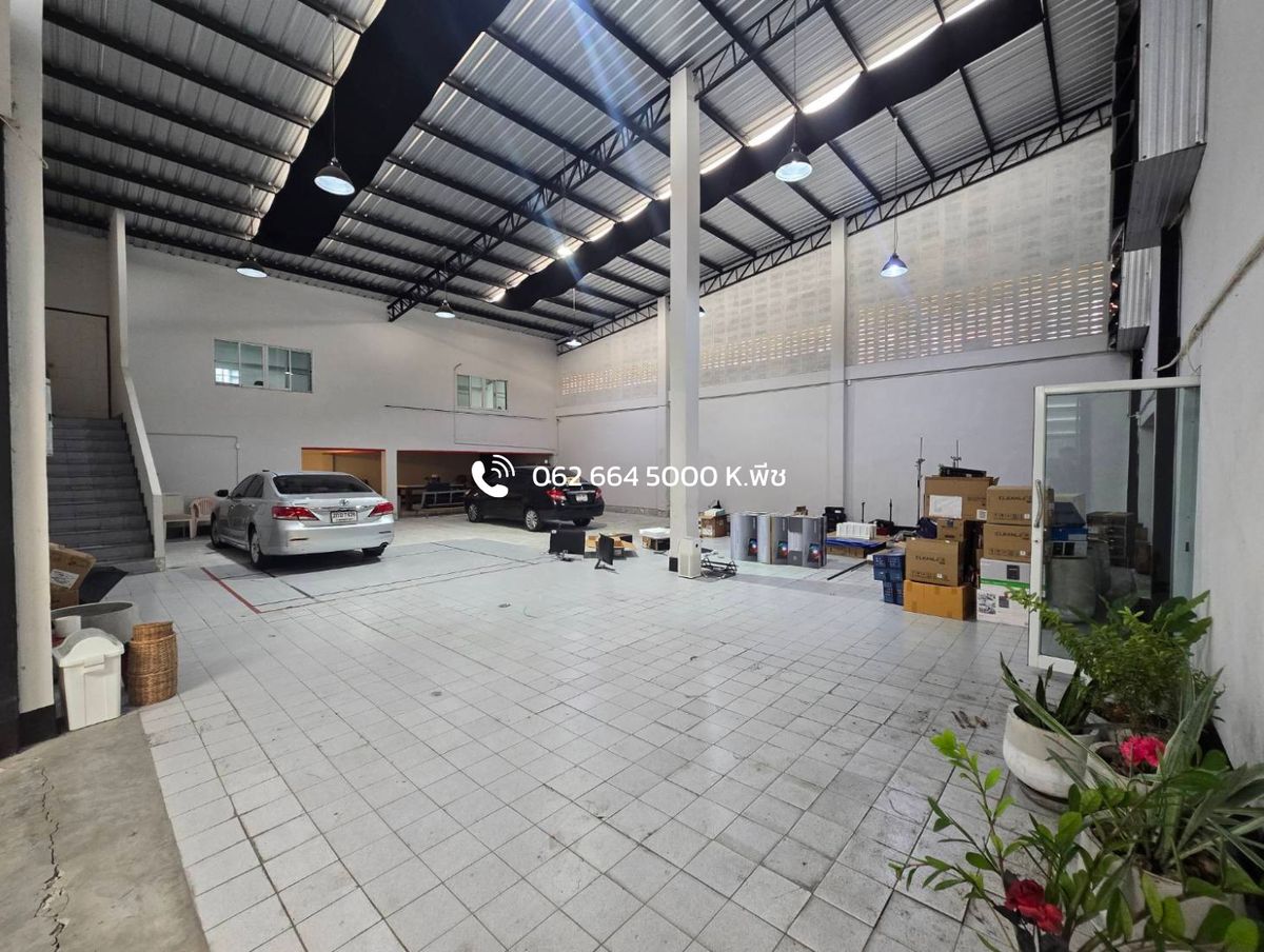 For RentWarehouseLadprao, Central Ladprao : Warehouse rental with office 505 sq.m.‼ ️ Lat Phrao near MRT near the expressway 📍 Suitable as a distribution center Stock stores, stocks, offices, online business / studio / Fulfillment / Packaging / Drop Shipping / Storage 💫 
 
