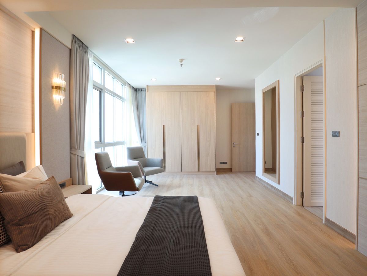 For SaleCondoSukhumvit, Asoke, Thonglor : Nusiri Grand Condo L Condo 1 step from BTS Ekkamai. The room is very beautiful!