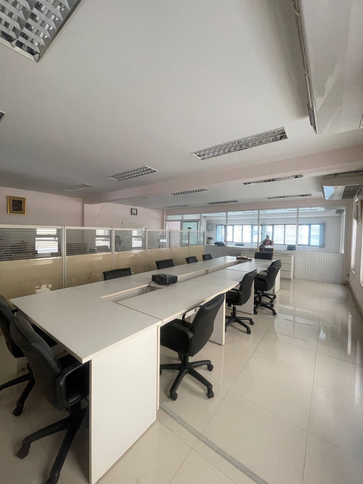 ขายโฮมออฟฟิศบางนา แบริ่ง ลาซาล : ็ขายตึก 5 ชั้น ราคาดี ทำเลดีมาก ใกล้สุวรรณภูมิ เดินทางสะดวก ปรับเป็นโรงแรม คาเฟ่ ร้านอาหาร ได้