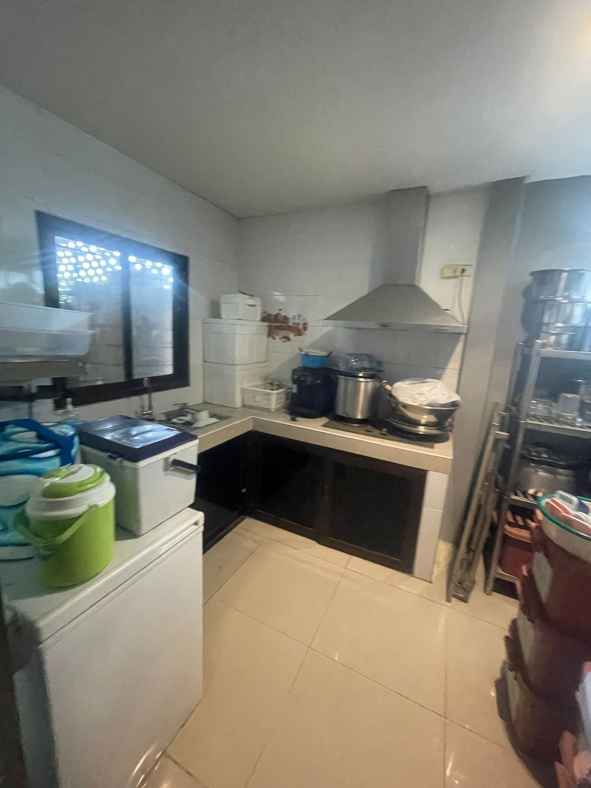 ขายโฮมออฟฟิศบางนา แบริ่ง ลาซาล : ็ขายตึก 5 ชั้น ราคาดี ทำเลดีมาก ใกล้สุวรรณภูมิ เดินทางสะดวก ปรับเป็นโรงแรม คาเฟ่ ร้านอาหาร ได้