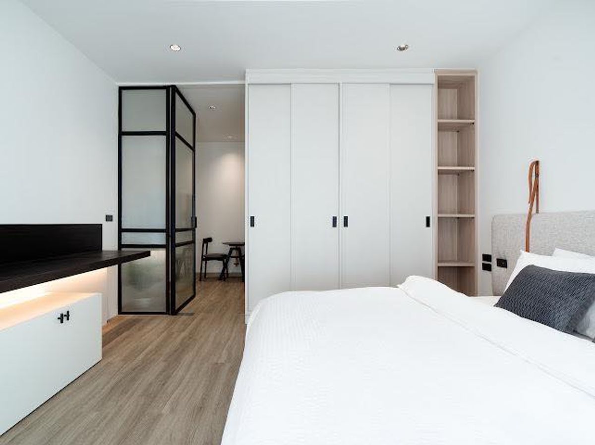 ให้เช่าคอนโดสีลม ศาลาแดง บางรัก : เช่า RR346 Silom Grand Terrace ห้องสวย เฟอร์นิเจอร์ครบครัน ใกล้รถไฟฟ้า BTS ศาลาแดง/ MRT สีลม
